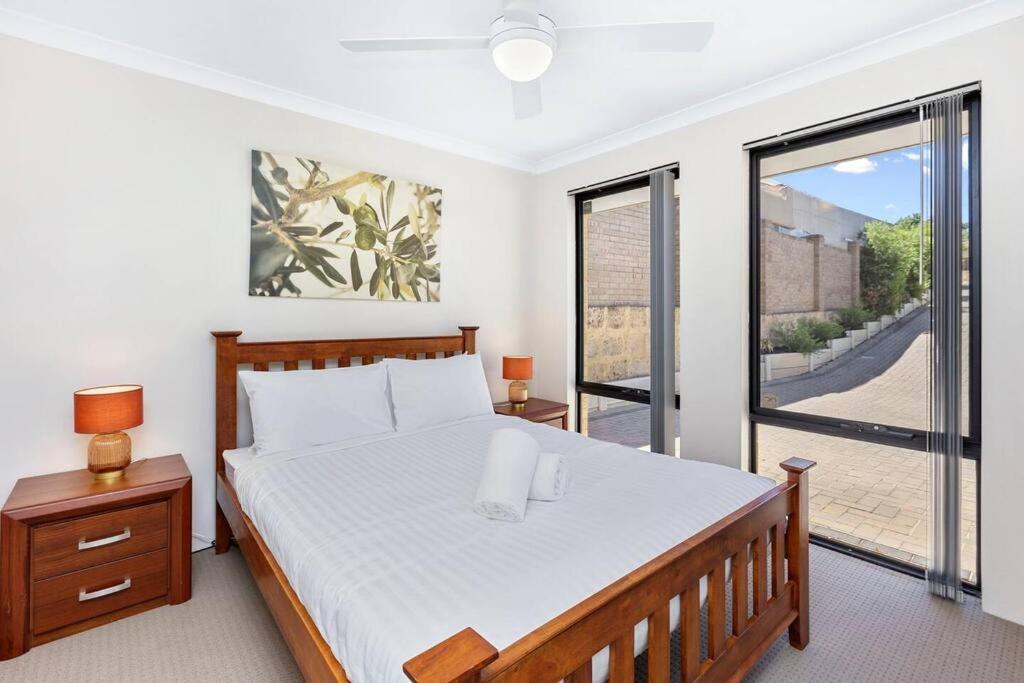 Holiday home Bentley Haven, Cozy Family Retreat *