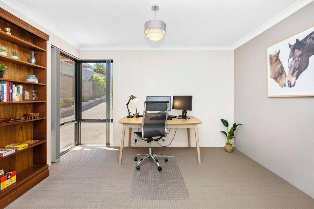Holiday home Bentley Haven, Cozy Family Retreat Perth