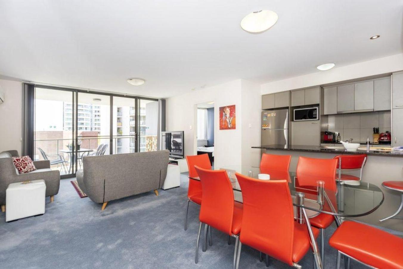 24 Amazing Adelaide Tce 2br 2ba Location Perth