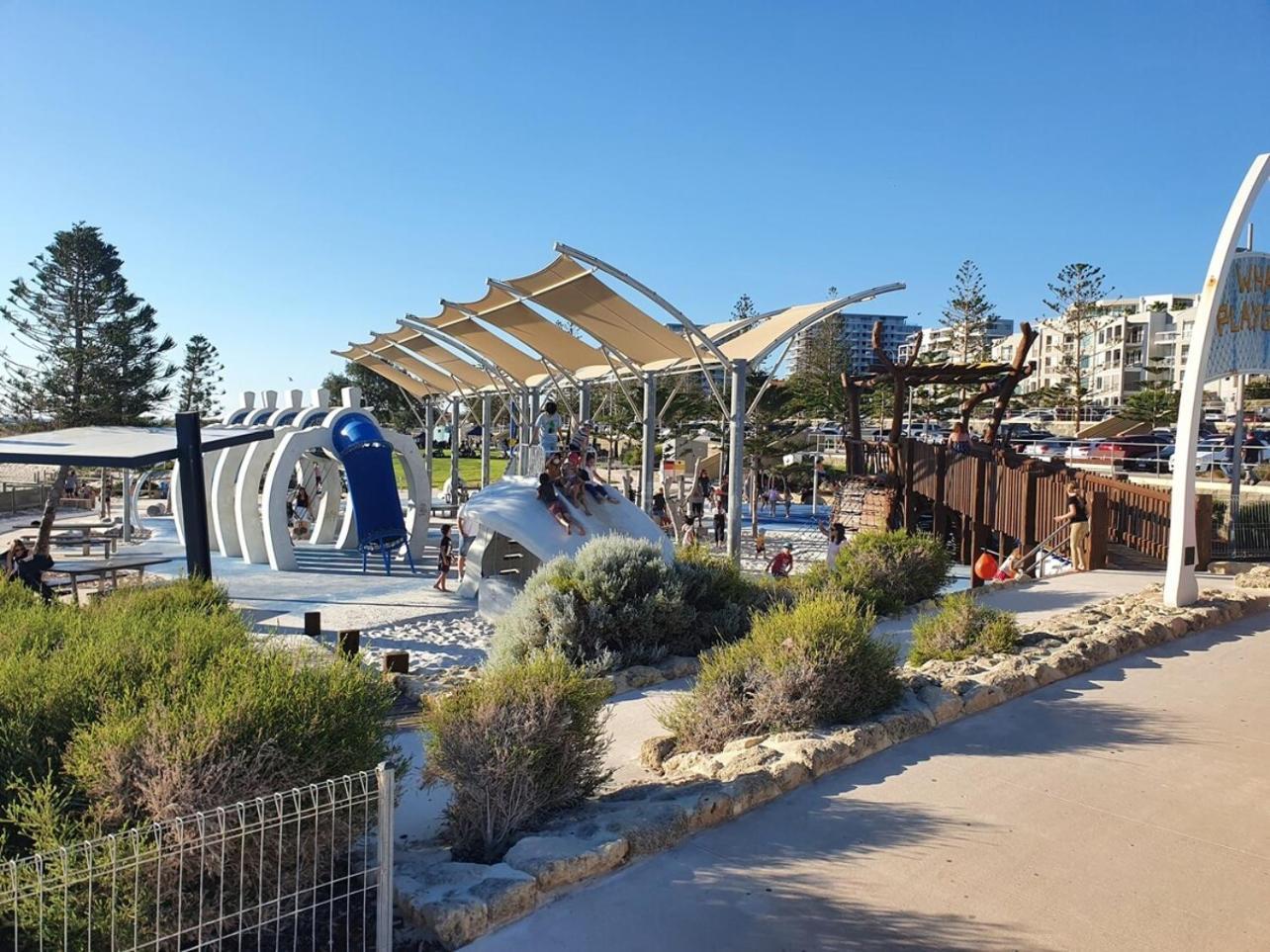 Coastal Oceanview 2bedrm 2bath Pool & Slide!