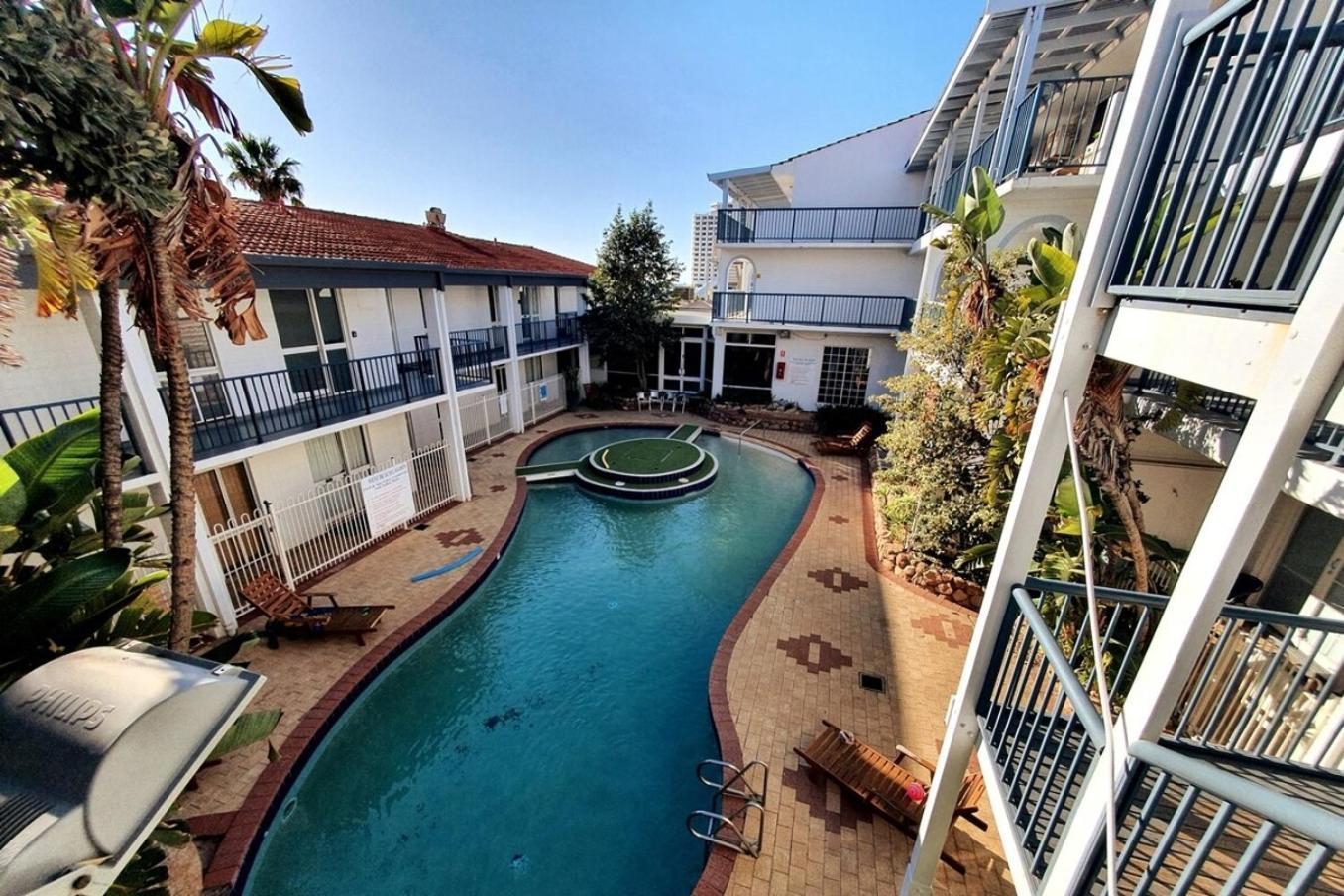 Coastal Breeze 2Bedrm 2Bath Pool & Slide Aparthotel