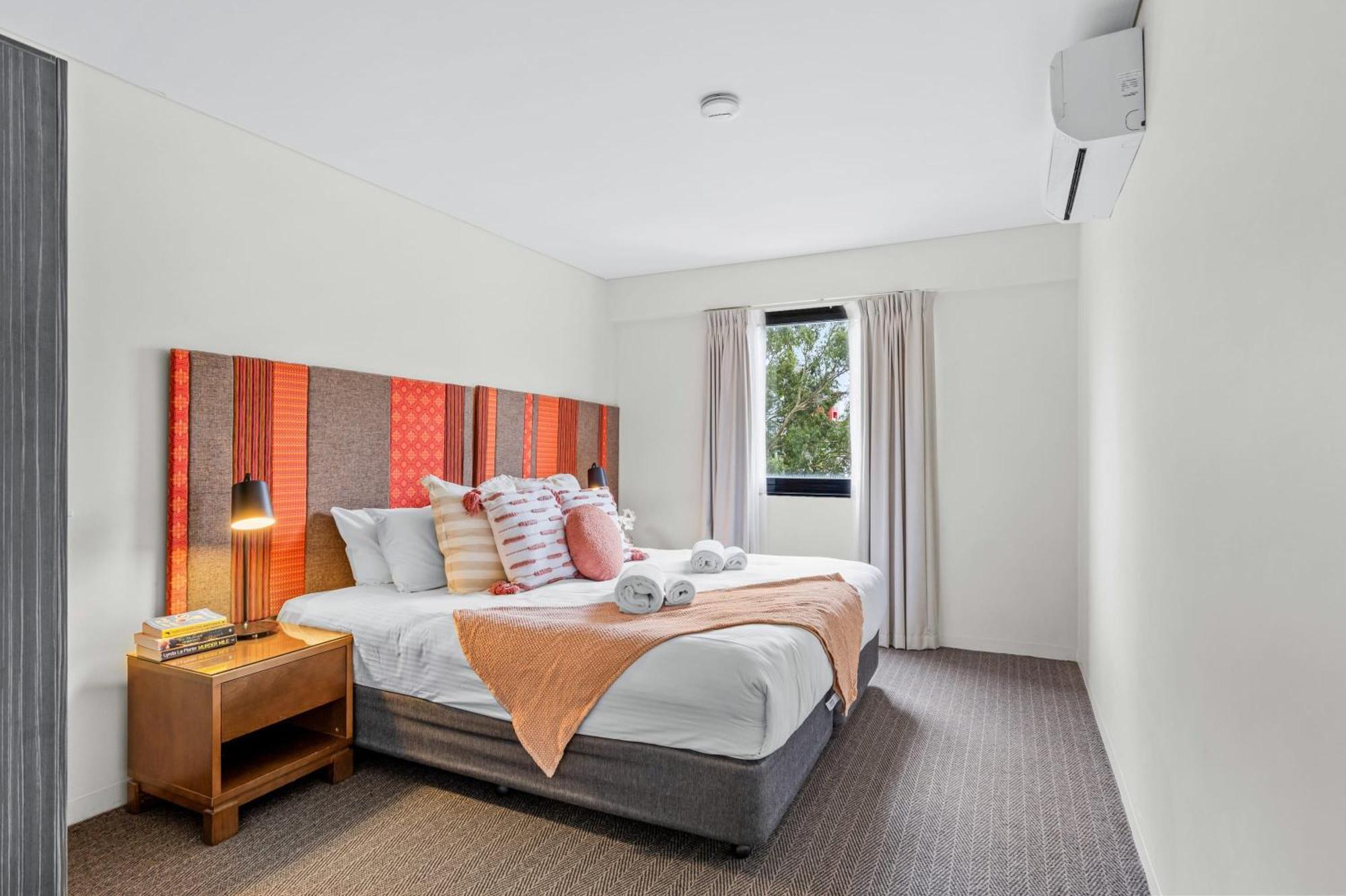 Apartment With Views In East