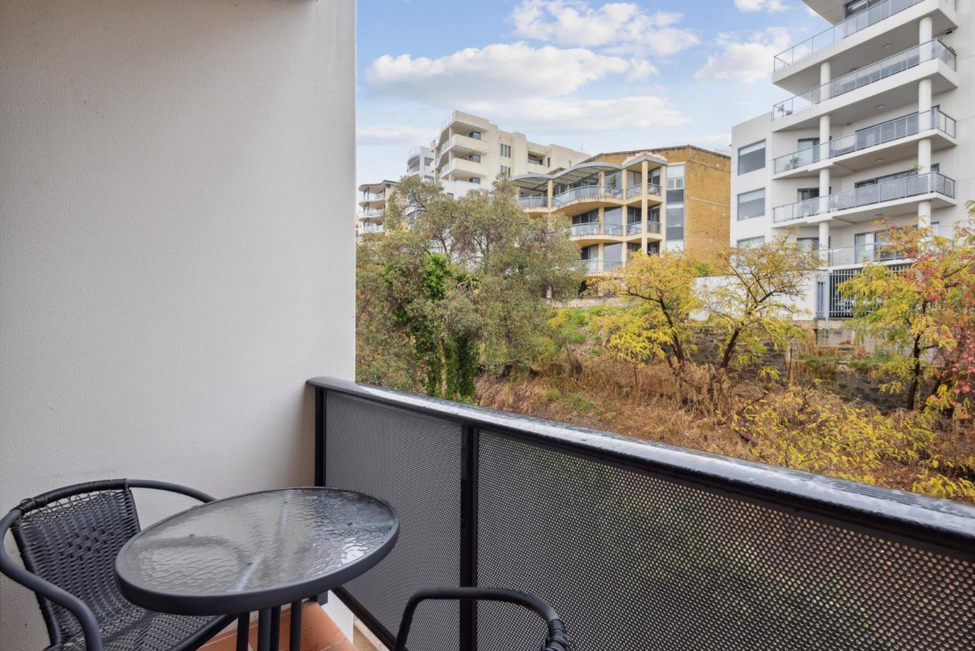 Apartment Urban Oasis Perth