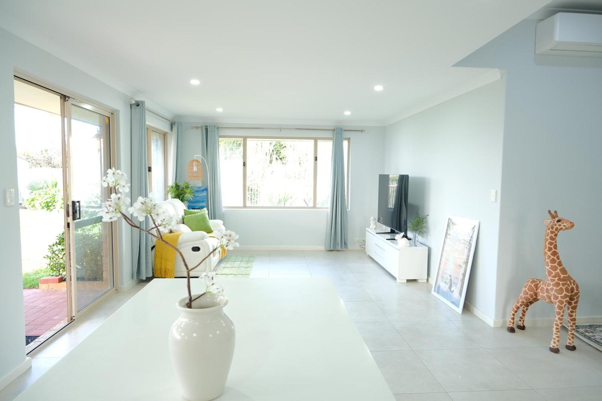 Luxurious Riverside 5bedroom House * Perth