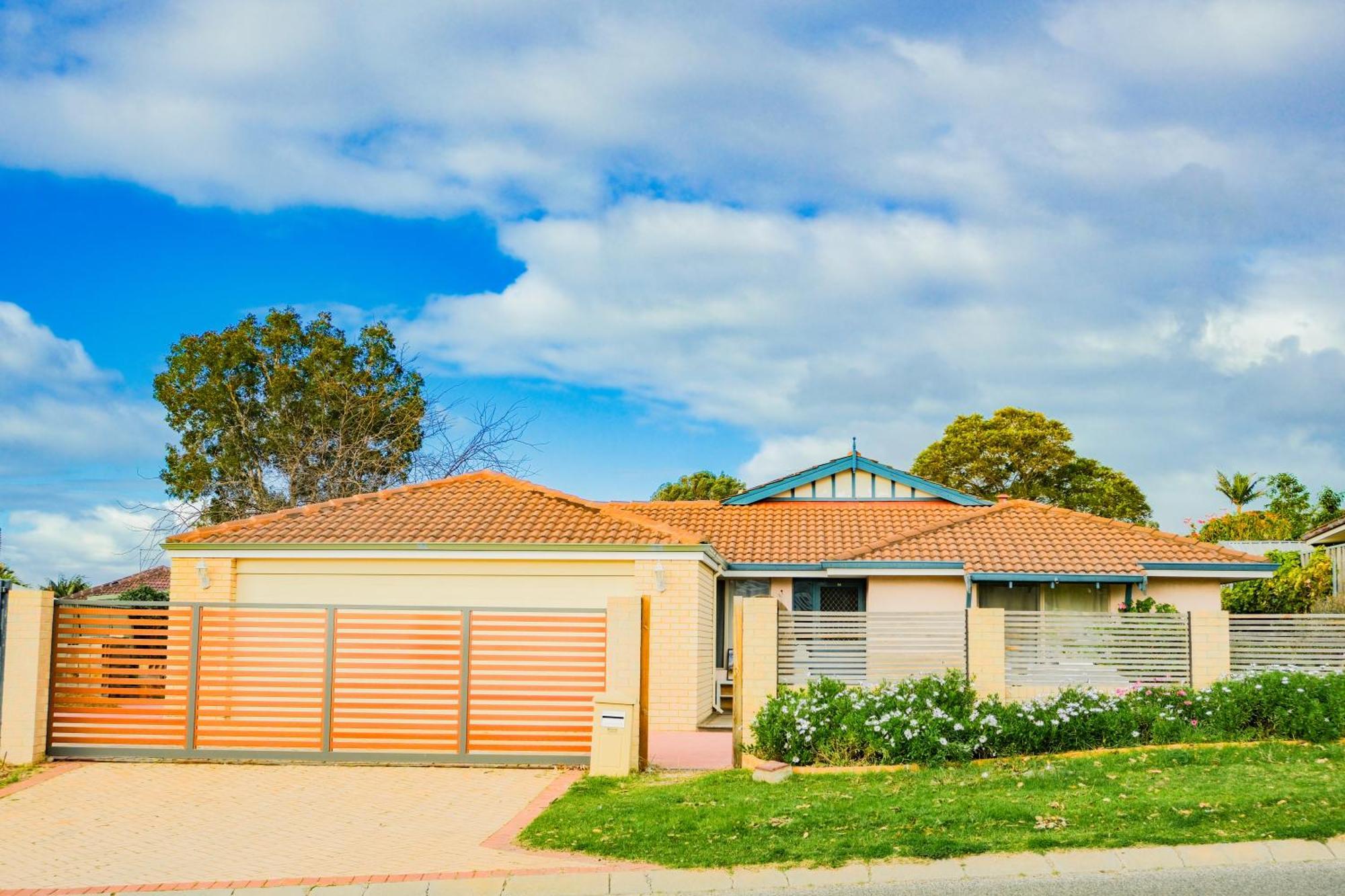 Luxurious Riverside 5bedroom House * Perth