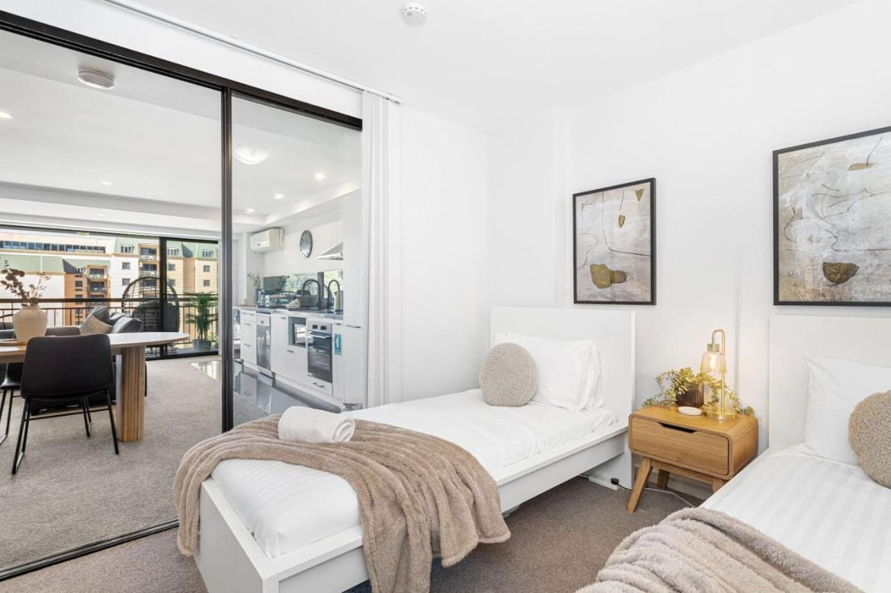 Life 2br With Pool,gym, Sauna, Carbay Apartment