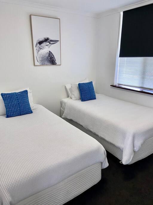 Apartment The Swan - Park & River Views Next To Zoo Perth
