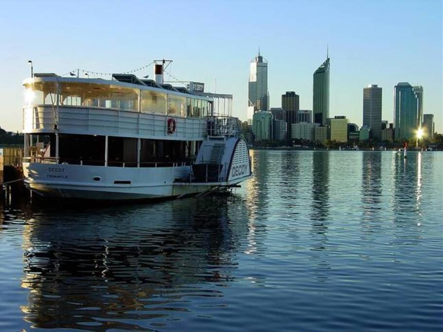 The Swan - Park & River Views Next To Zoo * Perth
