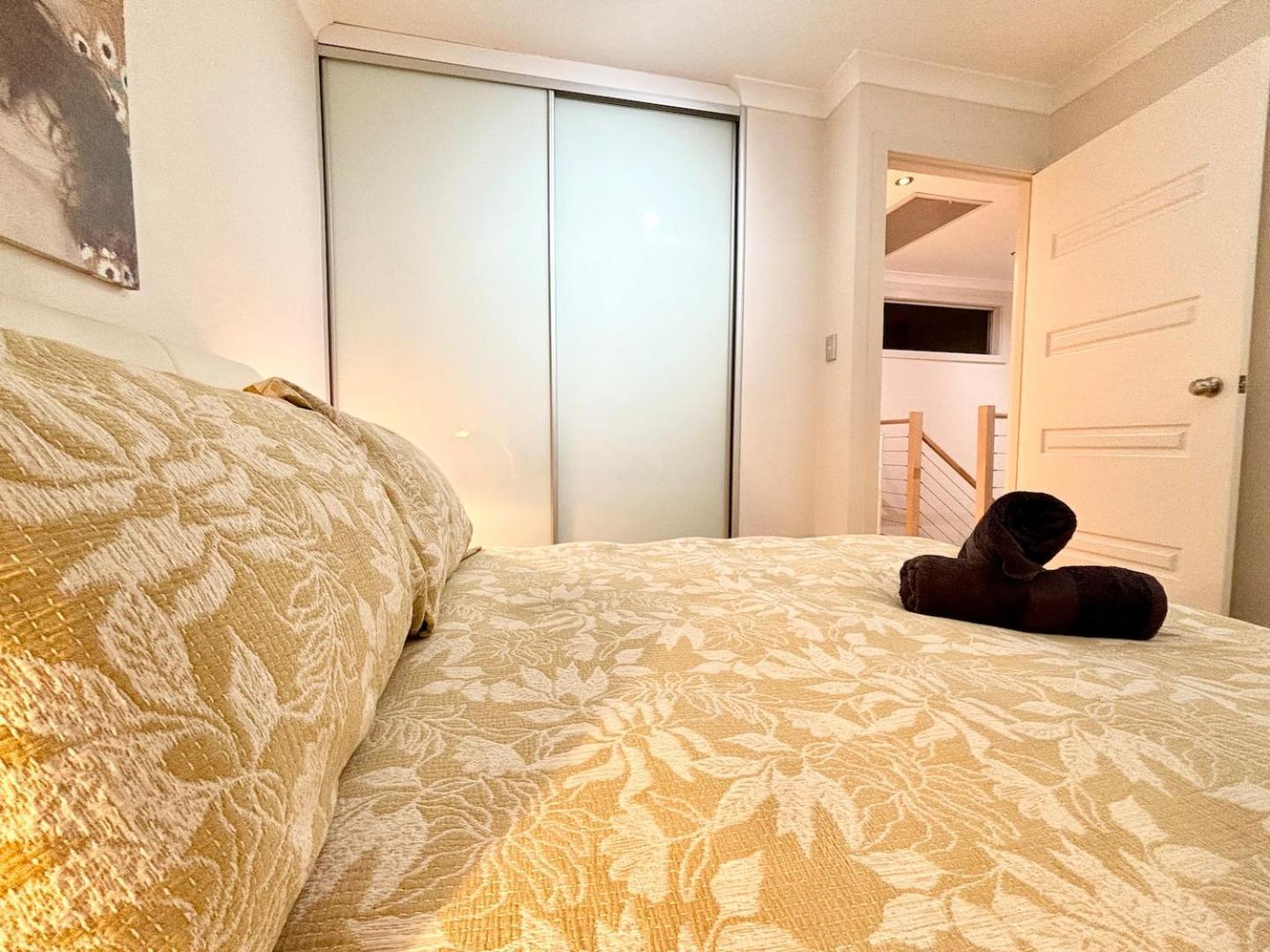 Holiday home Your Tranquil Haven In East *