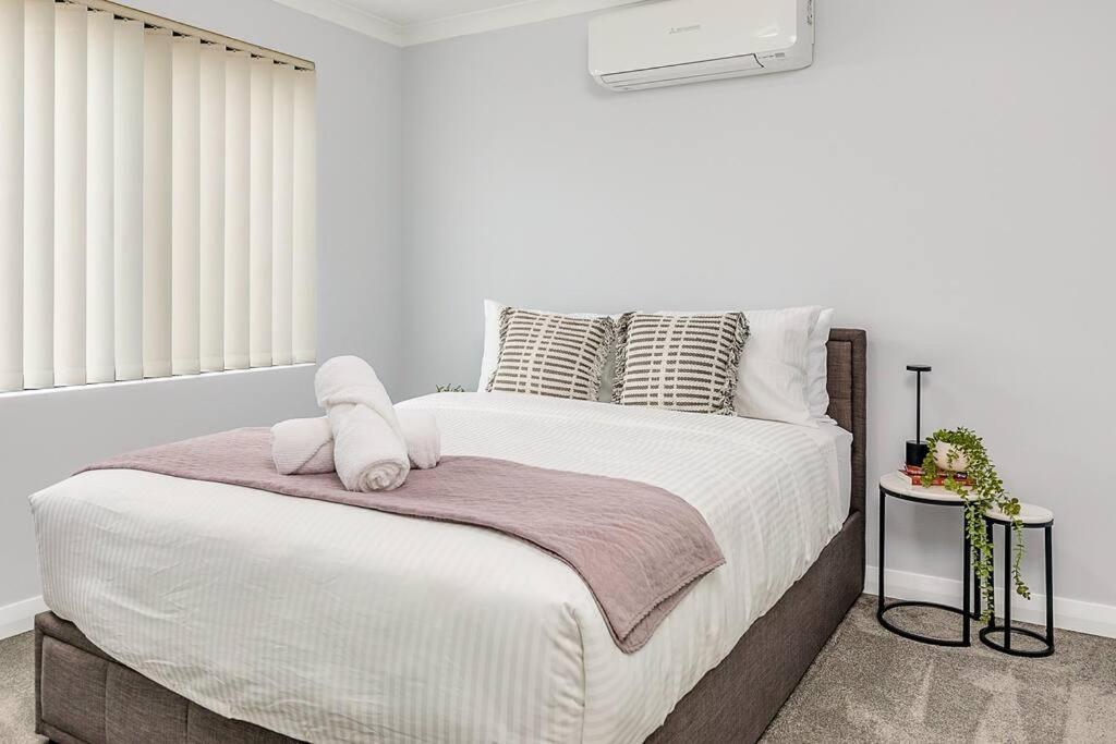 Holiday home Saint Hidden Gem! *