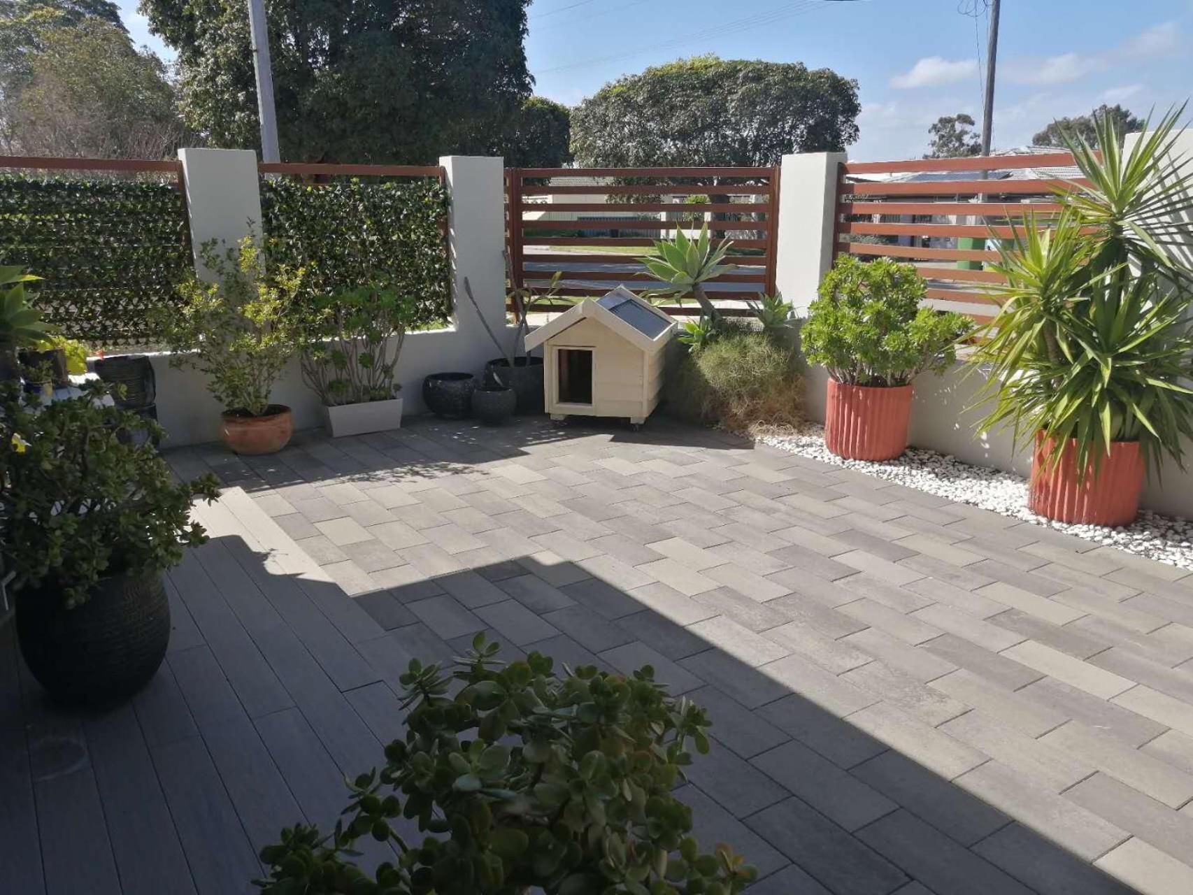 Homestay Private & Cosy! Master Bedroom In With Garden View