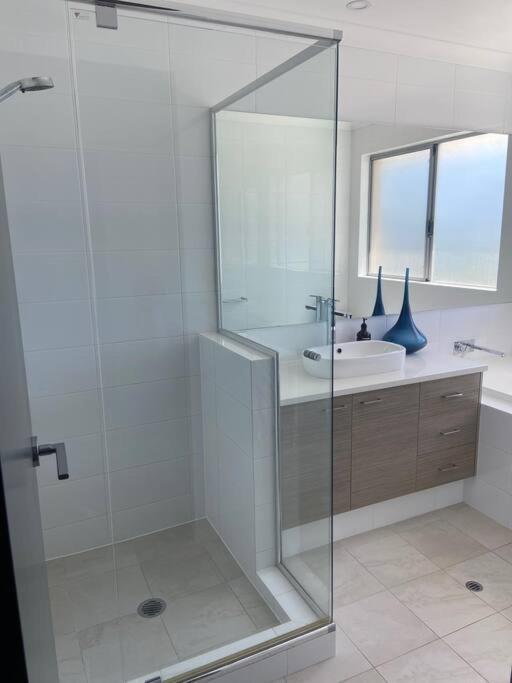 Holiday home Luxury Executive With Pool Perth