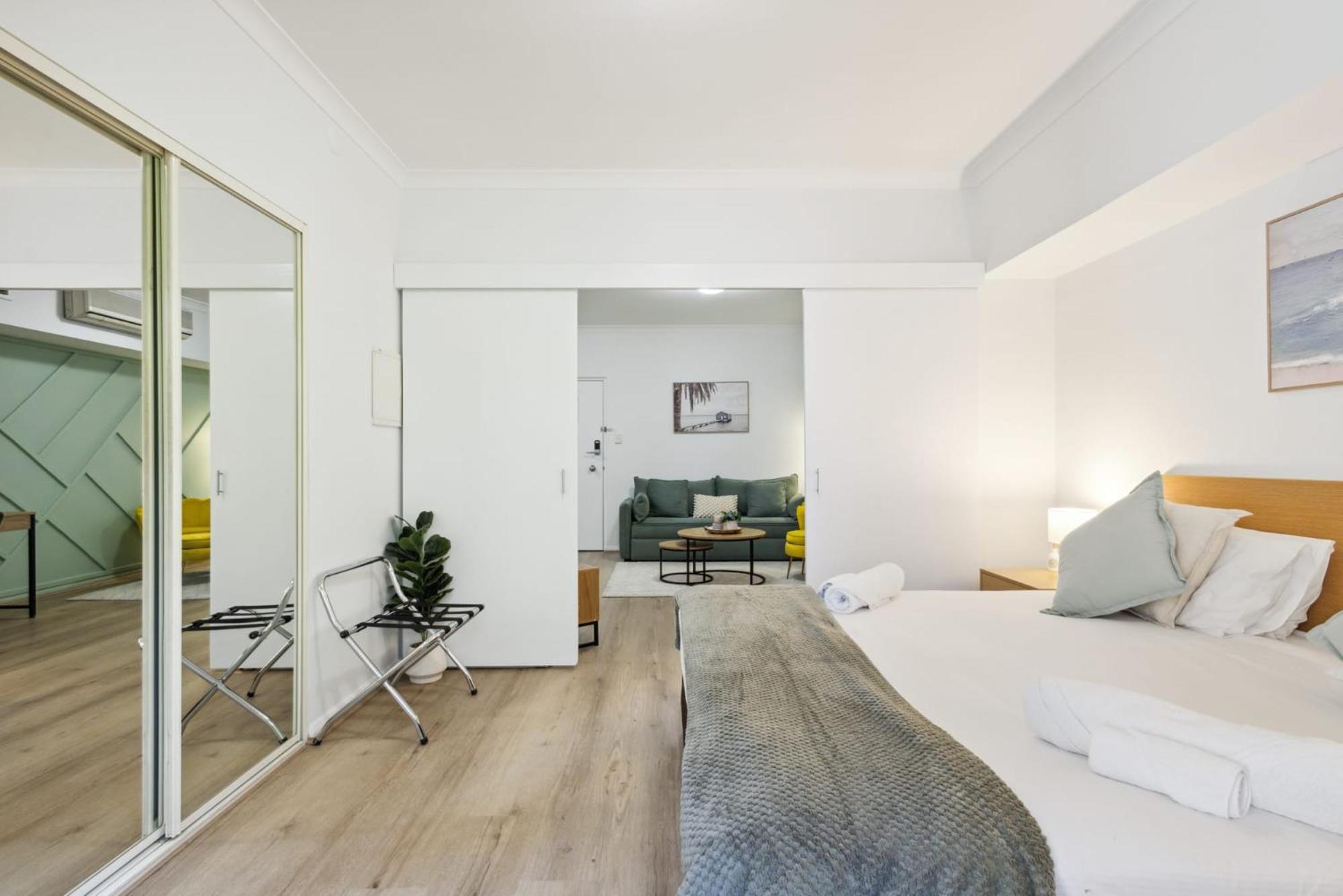 Sleek Northbridge Getaway Apartment