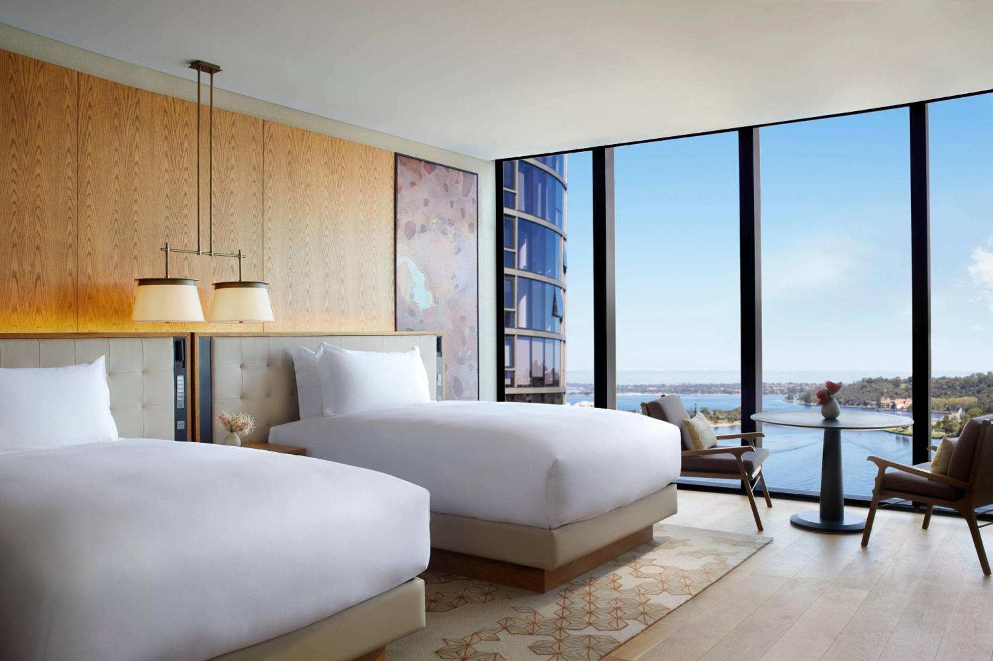 The Ritz-carlton, Hotel