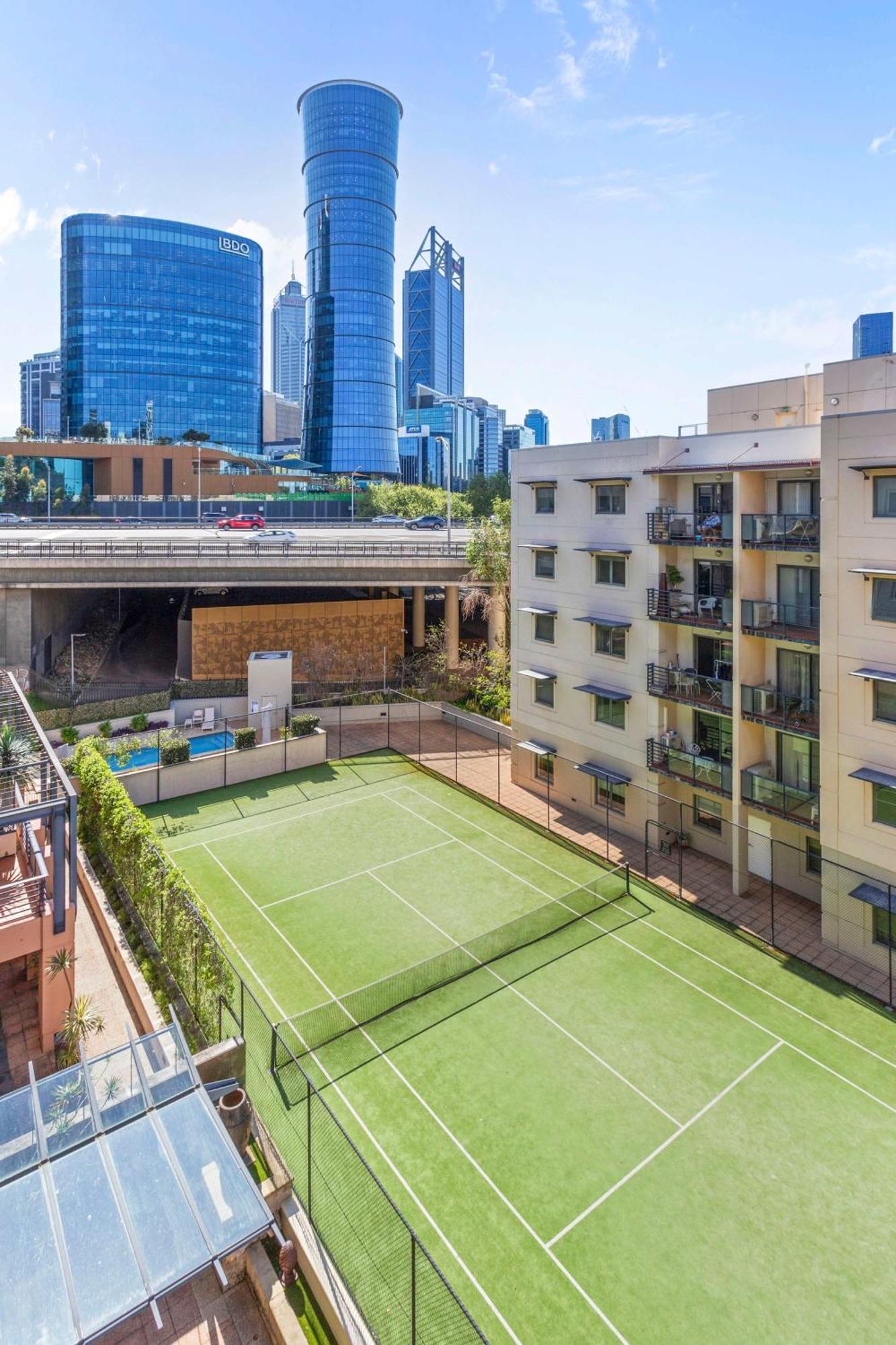 One Bedroom In The Centre Apartment Perth