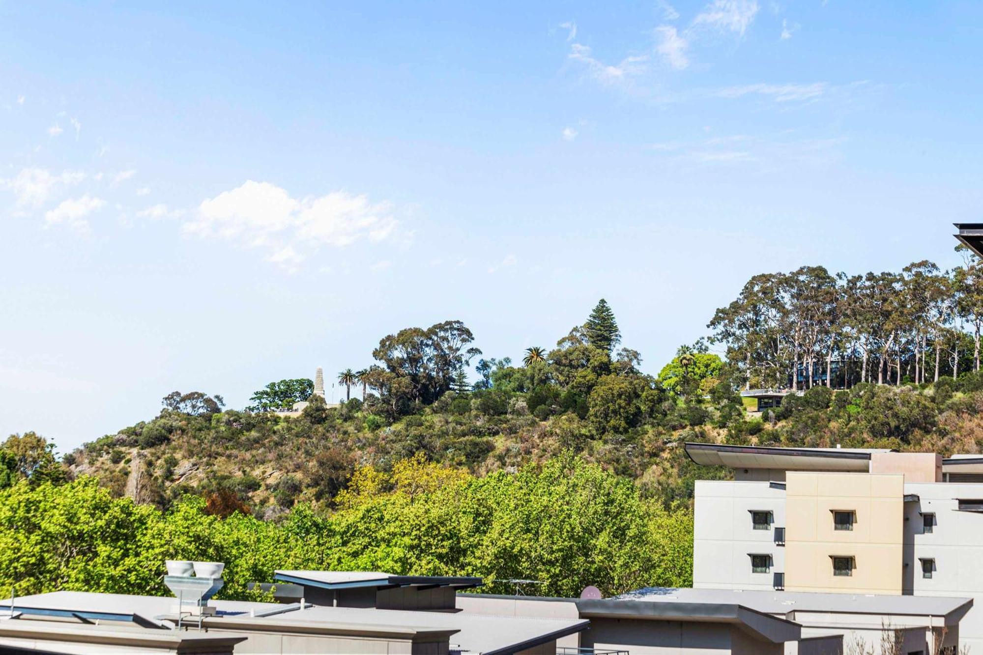 One Bedroom In The Centre Perth