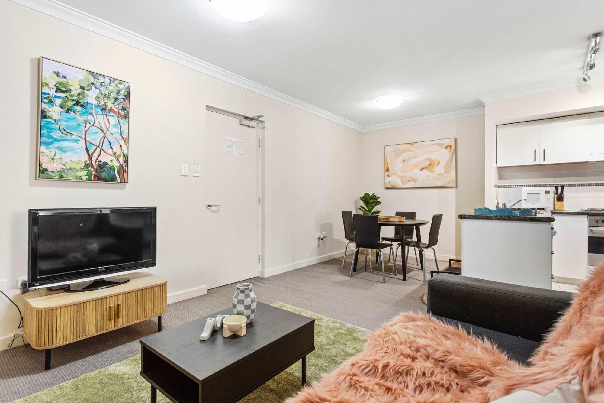 One Bedroom In The Centre Apartment
