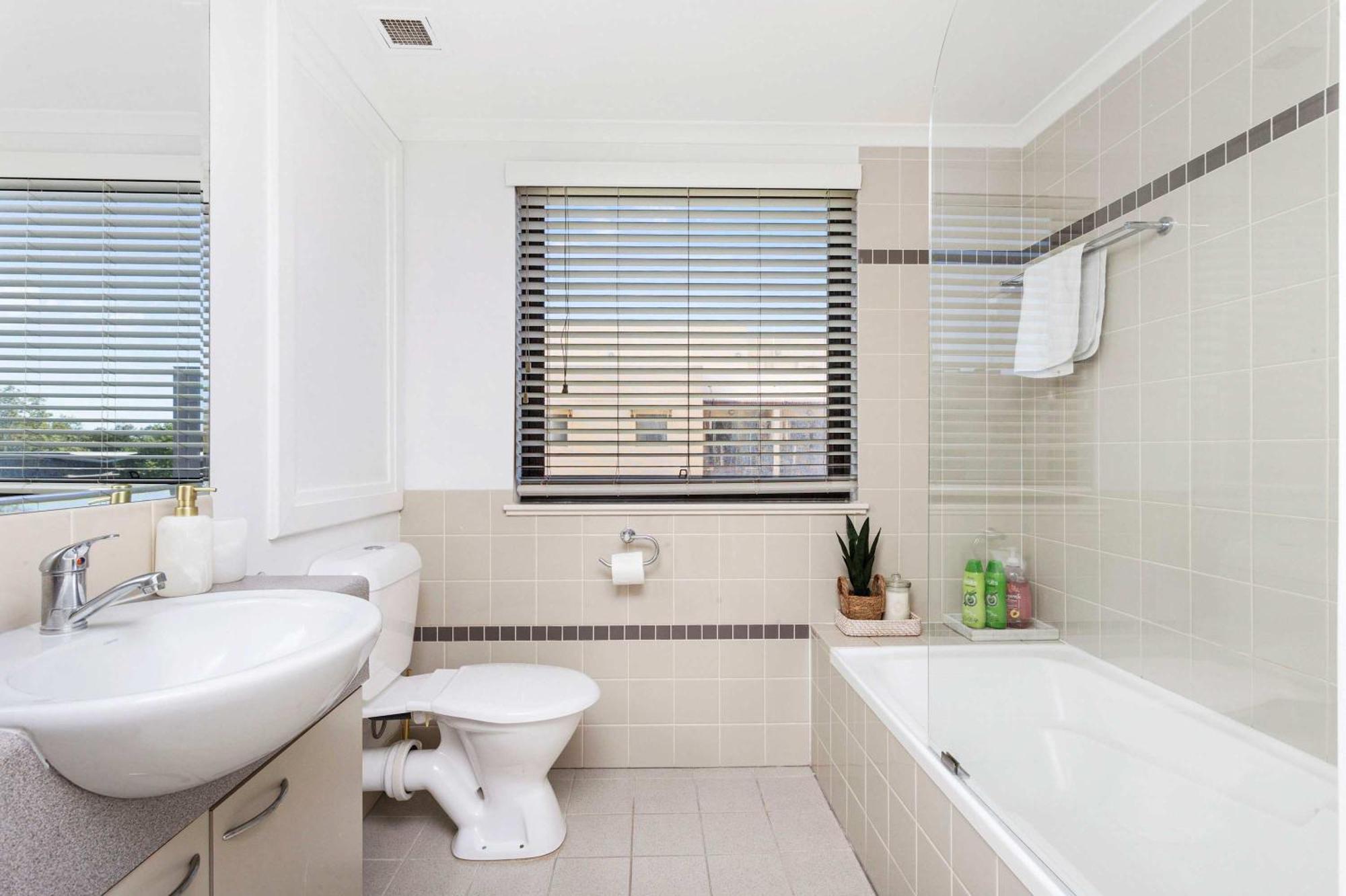 One Bedroom In The Centre Apartment Perth