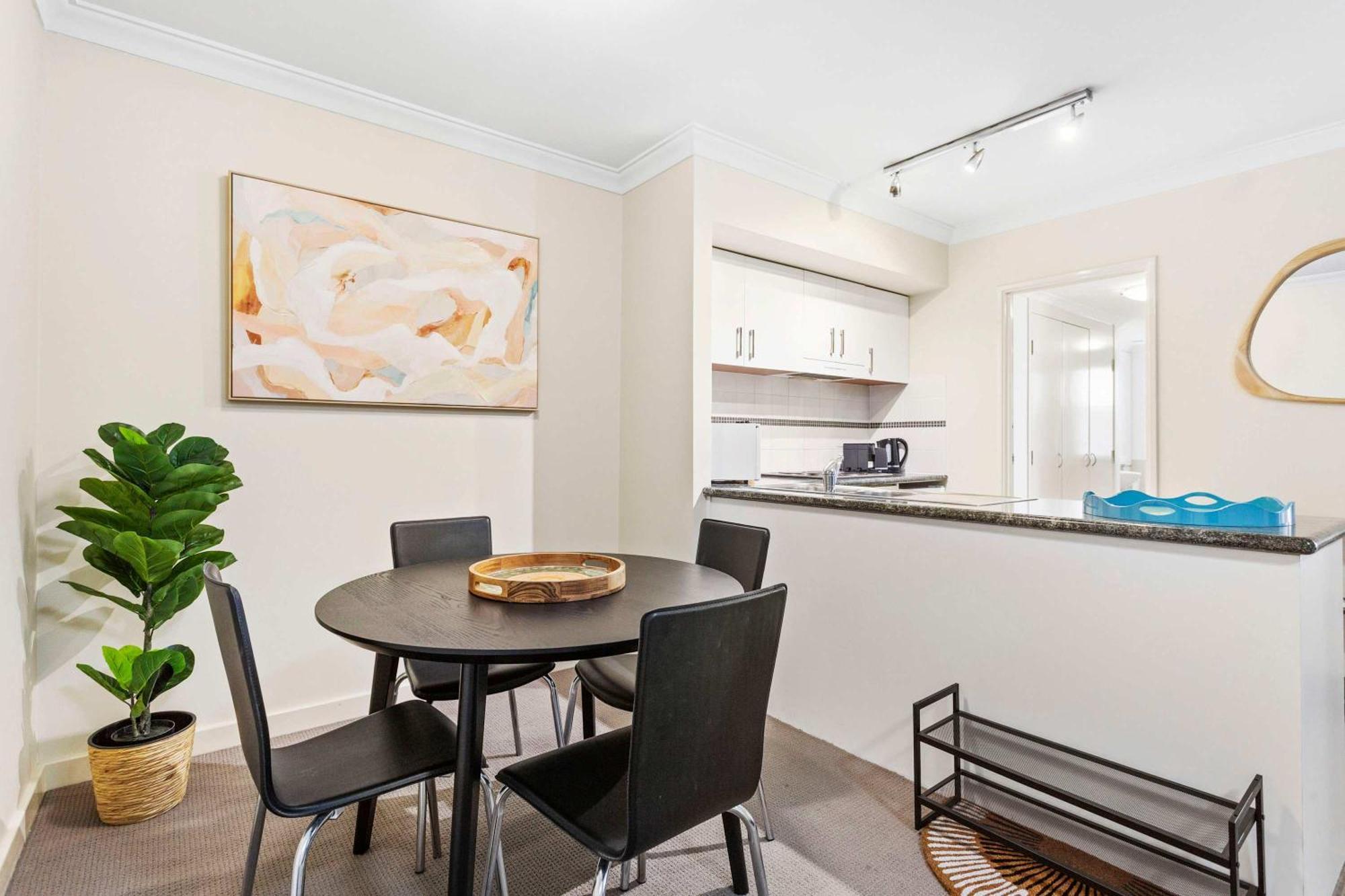 One Bedroom In The Centre Apartment