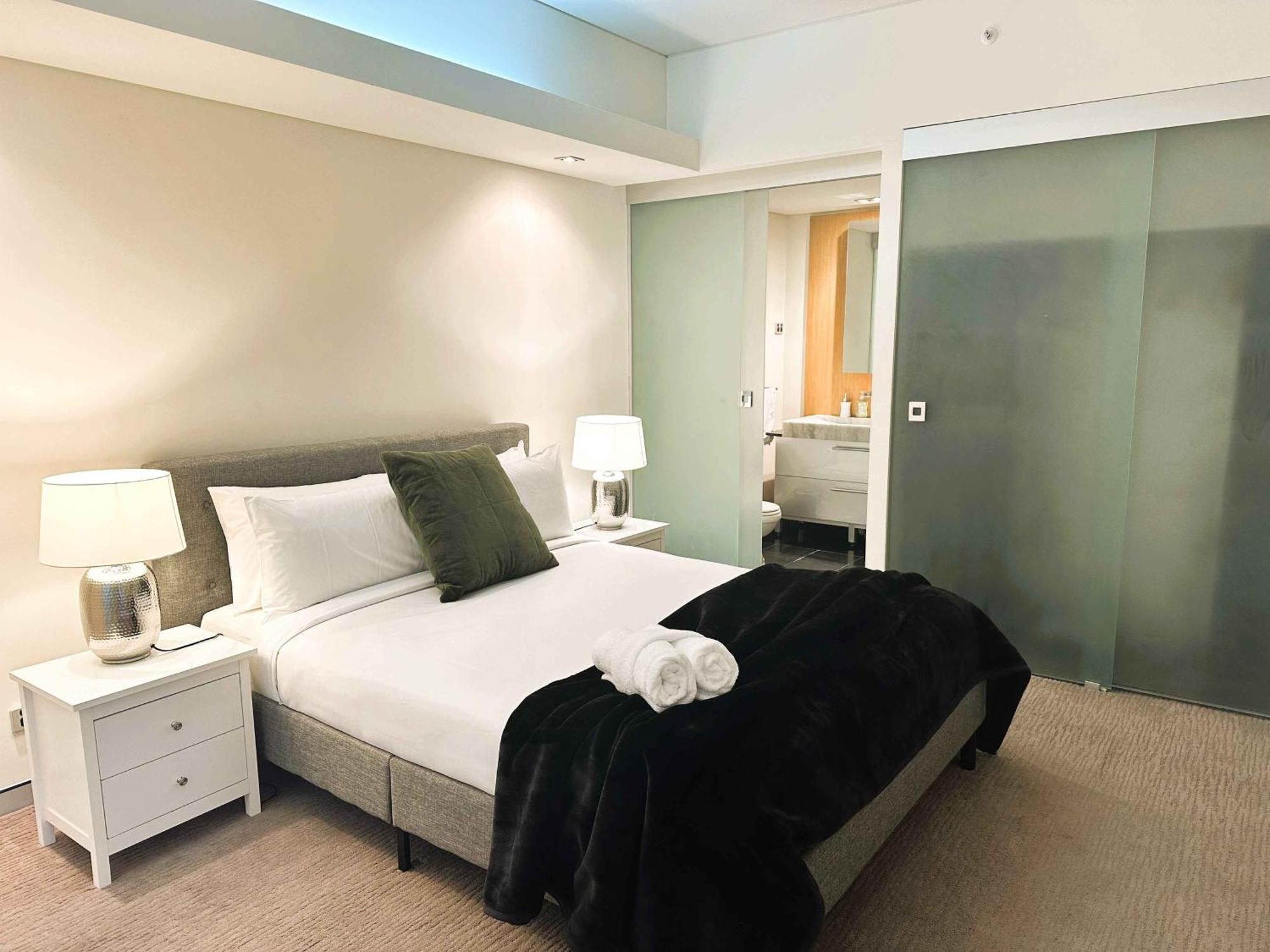 114 Incredible Cbd Swanriver Prkg