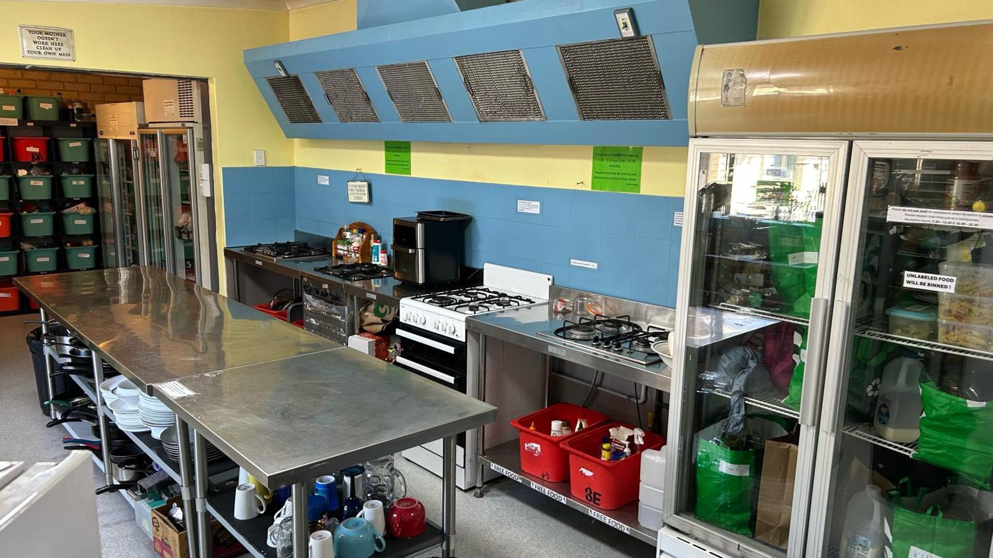 Hostel Shiralee -note - Valid Passport Required To Check In