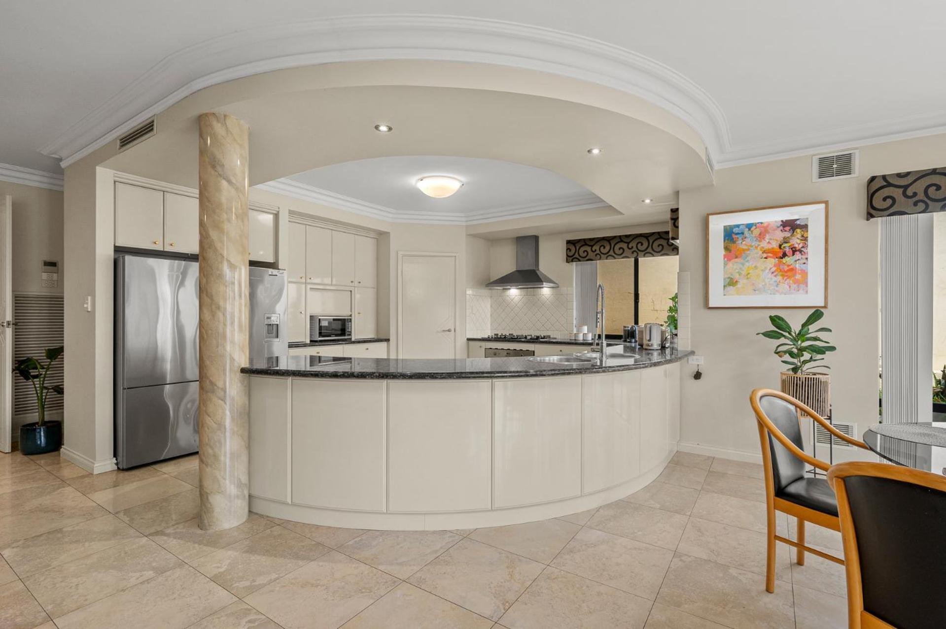 2-story, Views, Bbq & Holiday home *