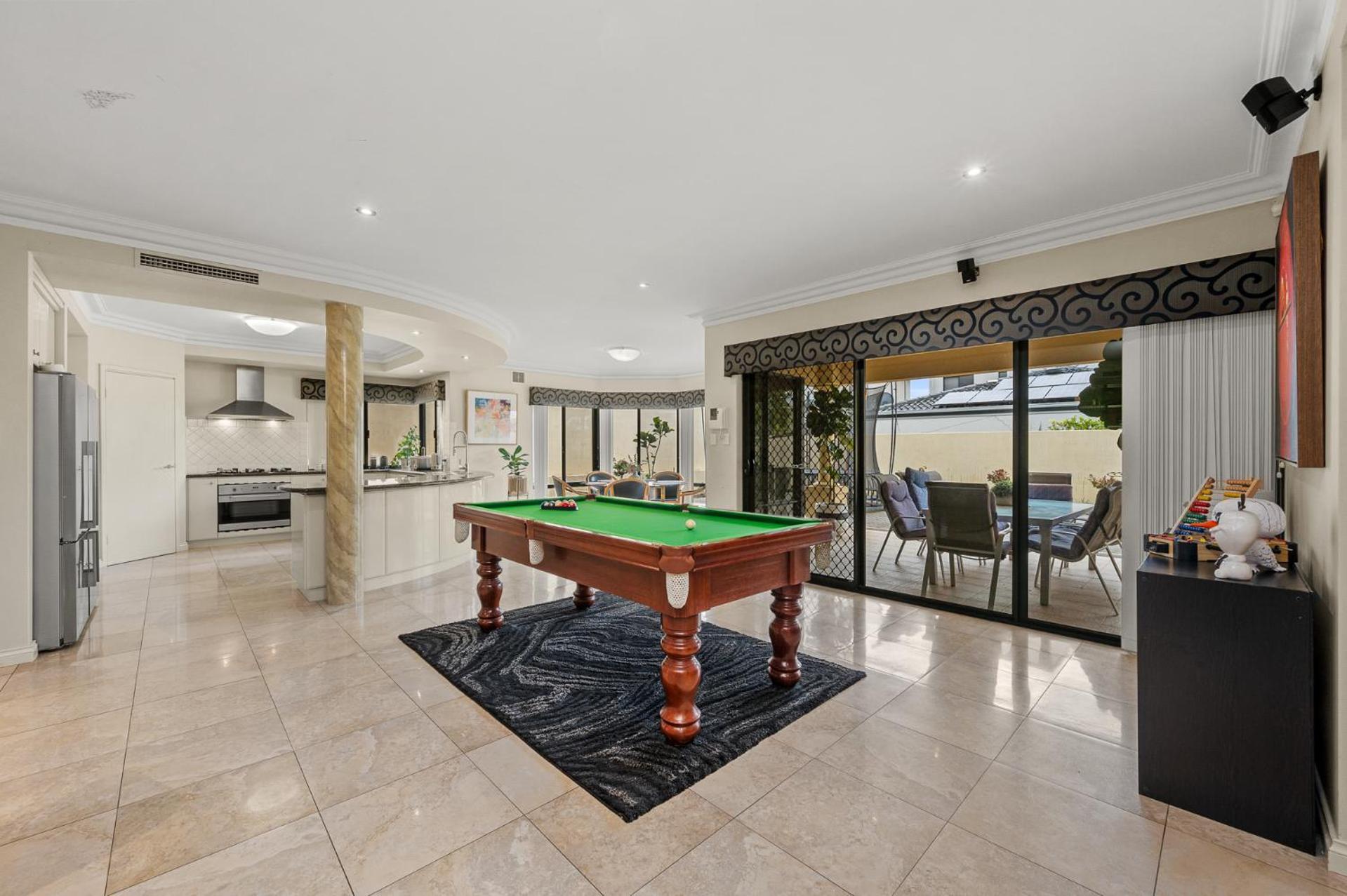 2-story, Views, Bbq & Holiday home *