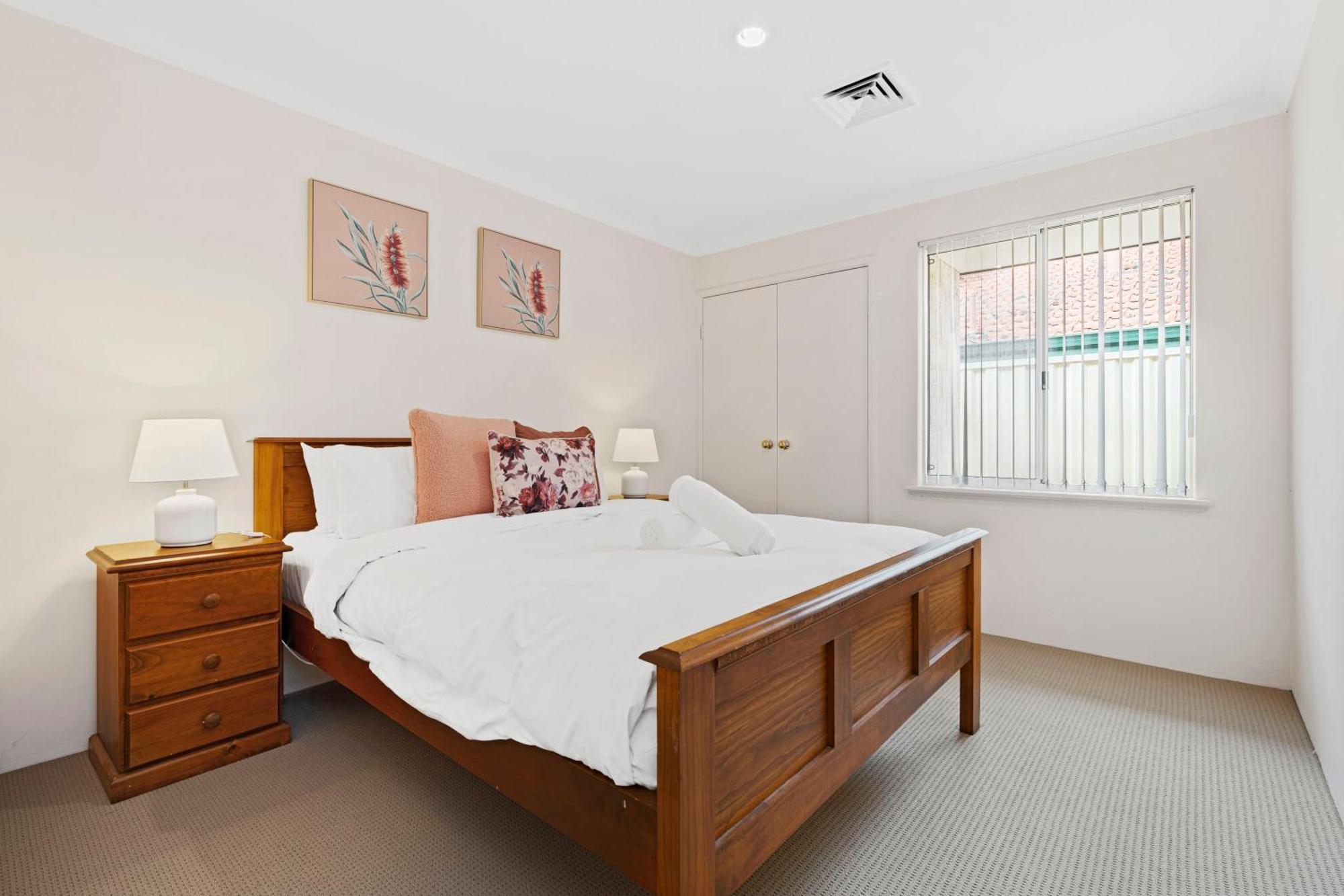 8 Flecker - Winthrop Mansion Holiday home *