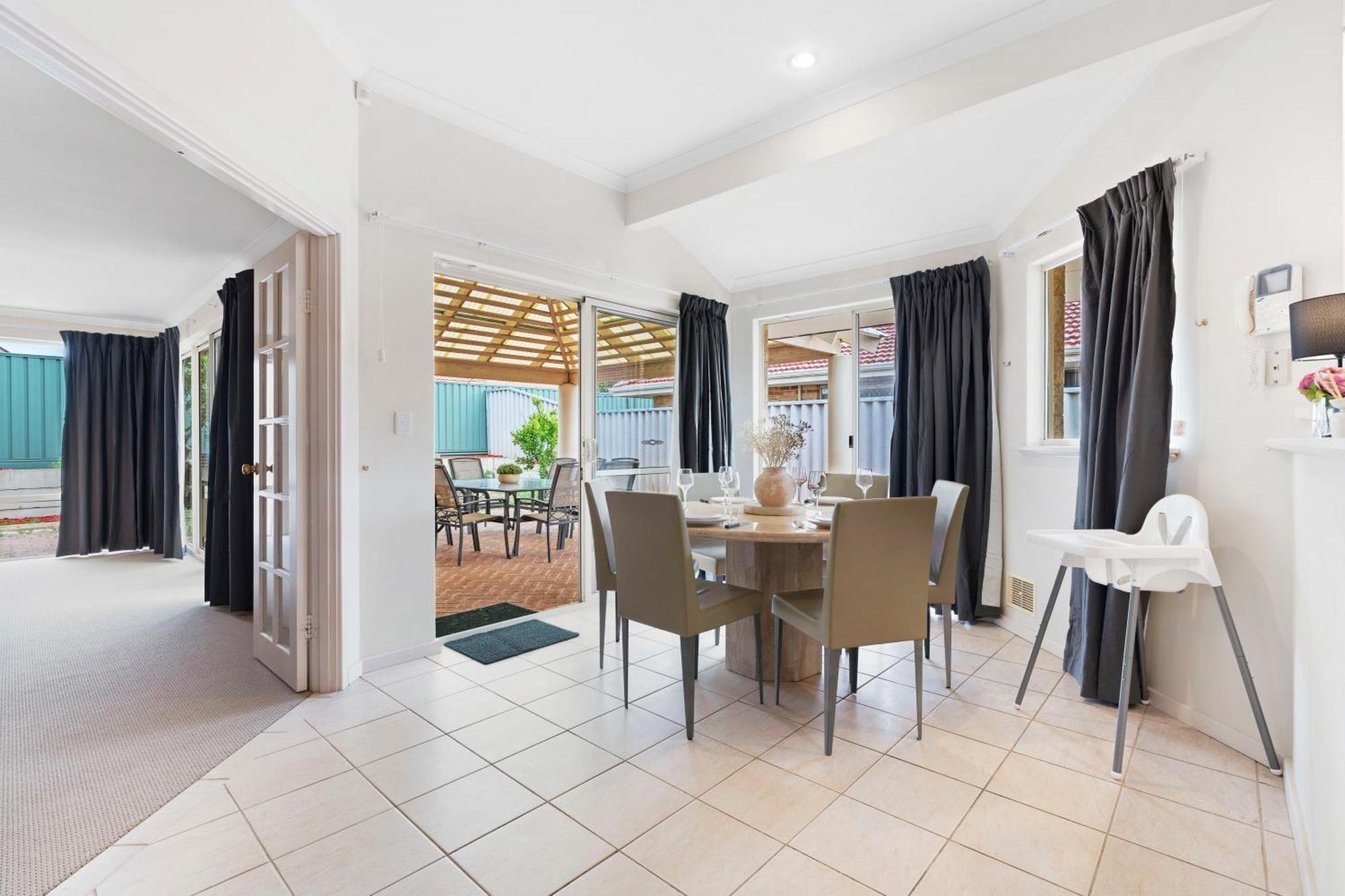8 Flecker - Winthrop Mansion Perth