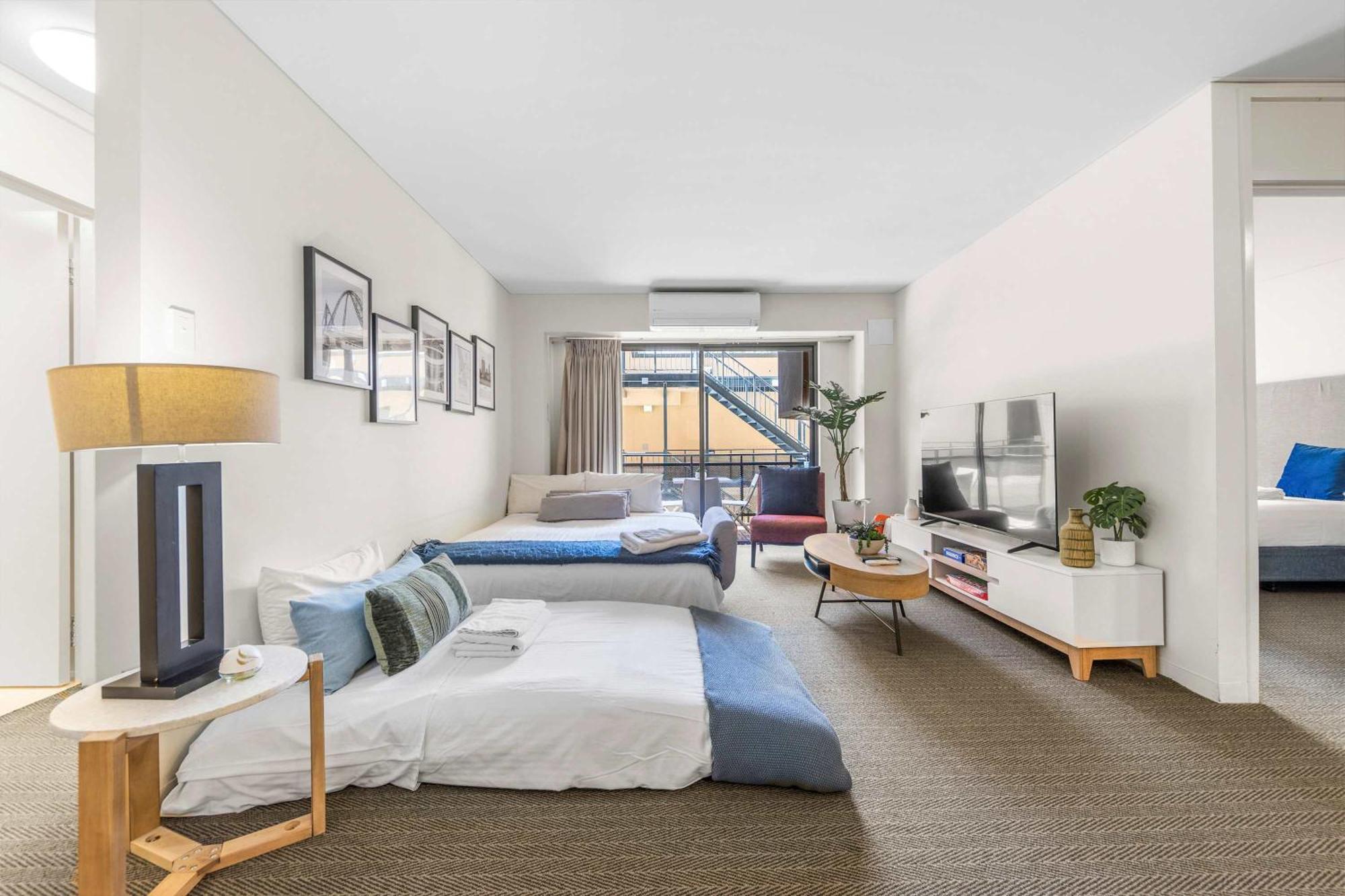 Urban Oasis On Hay Street Apartment