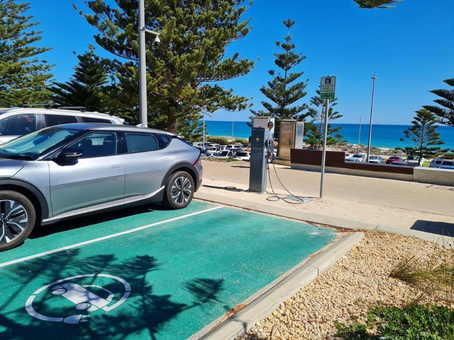 Apartment Oceanic Escape 50m To Perth