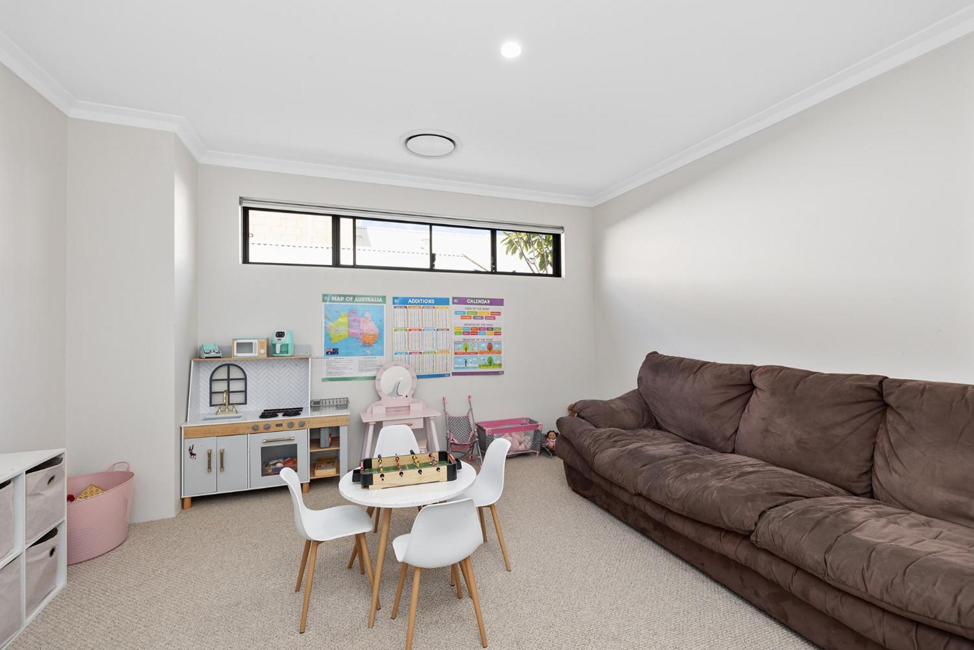 Family Friendly Close 2 Airport, Optus, Crown & *
