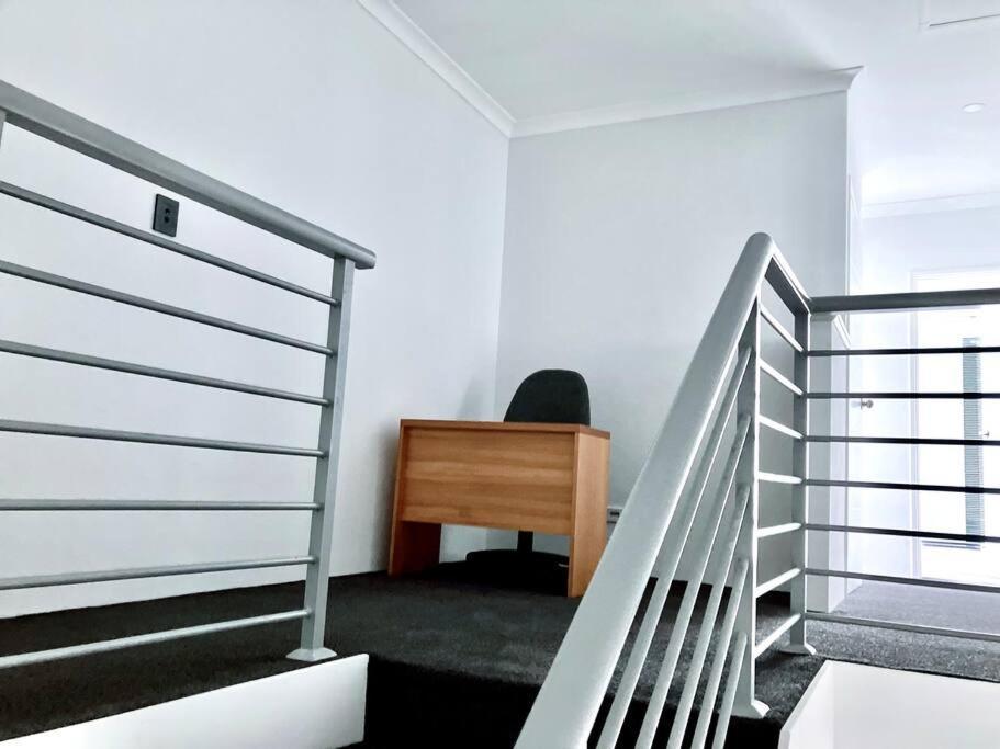 Holiday home Modern Double-story Abode A Scarborough Delight Perth