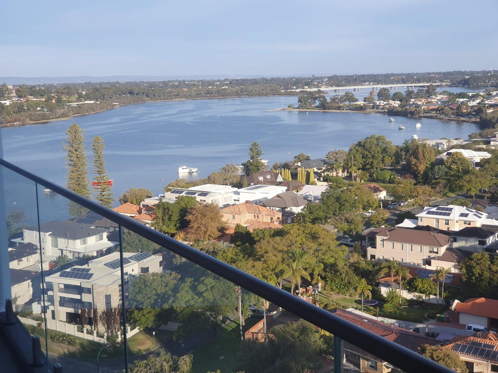 Cirque Perth