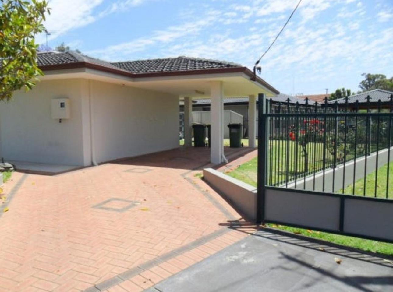 Hospedagem domiciliar Cozy Near Cbd Airport *