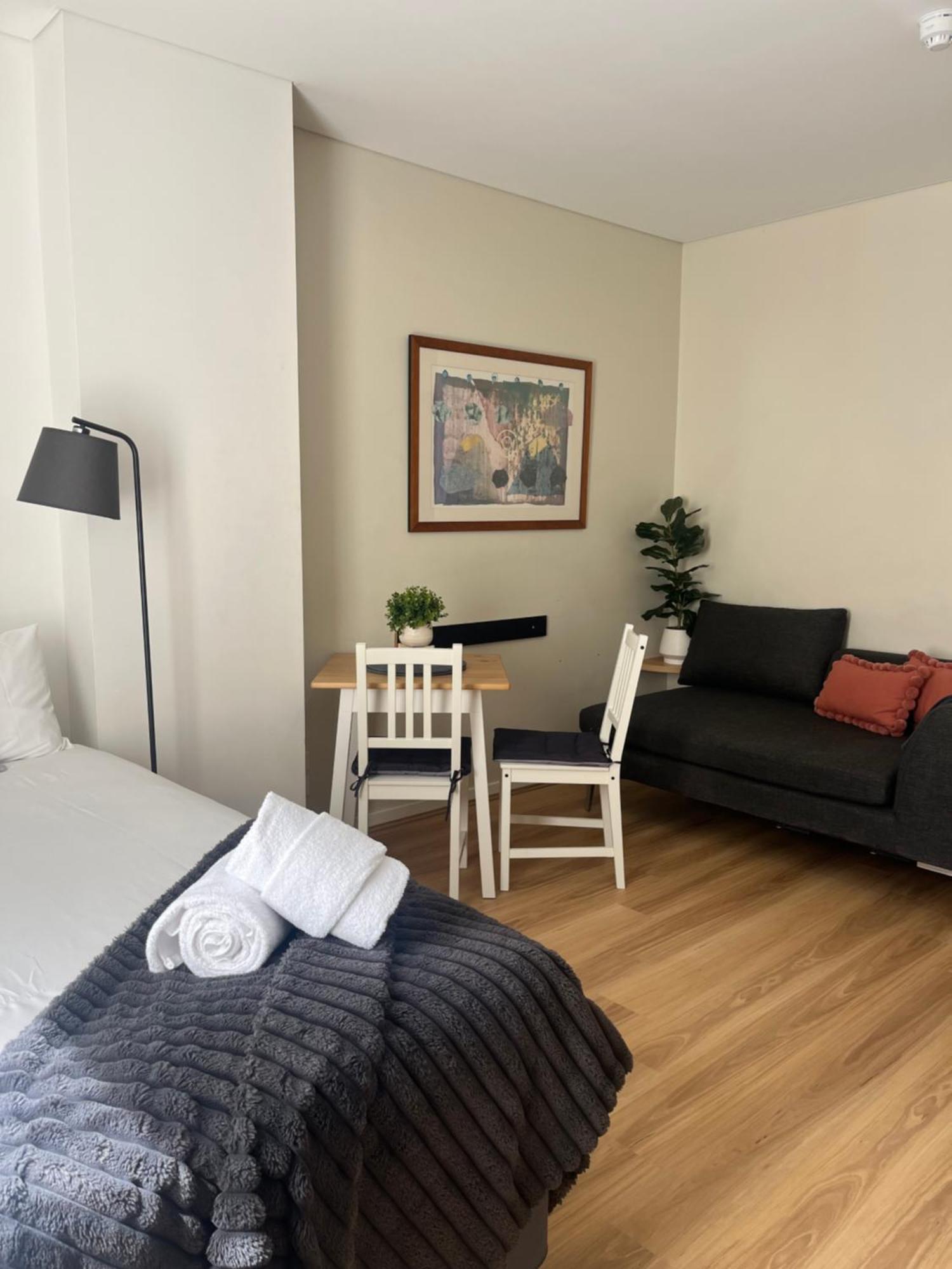 203 Cute As A Button Wkitchen For 2cbd Apartment Perth