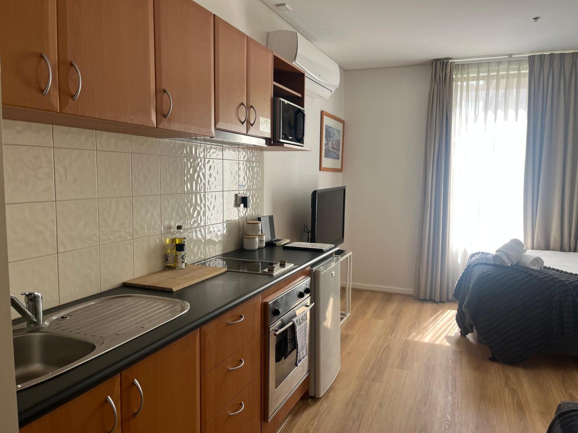 203 Cute As A Button Wkitchen For 2cbd Apartment