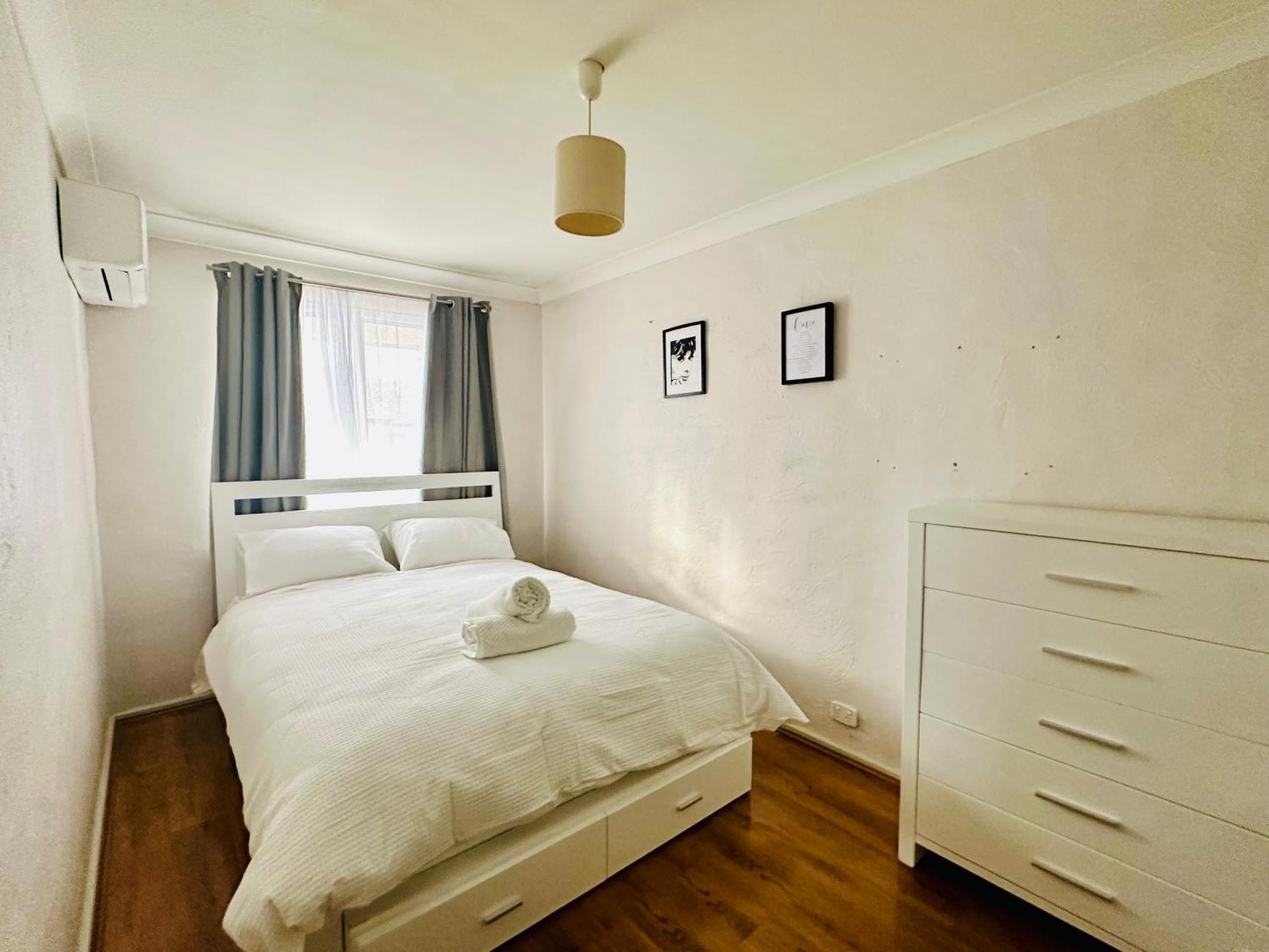Apartemen Lakeside Living Perth