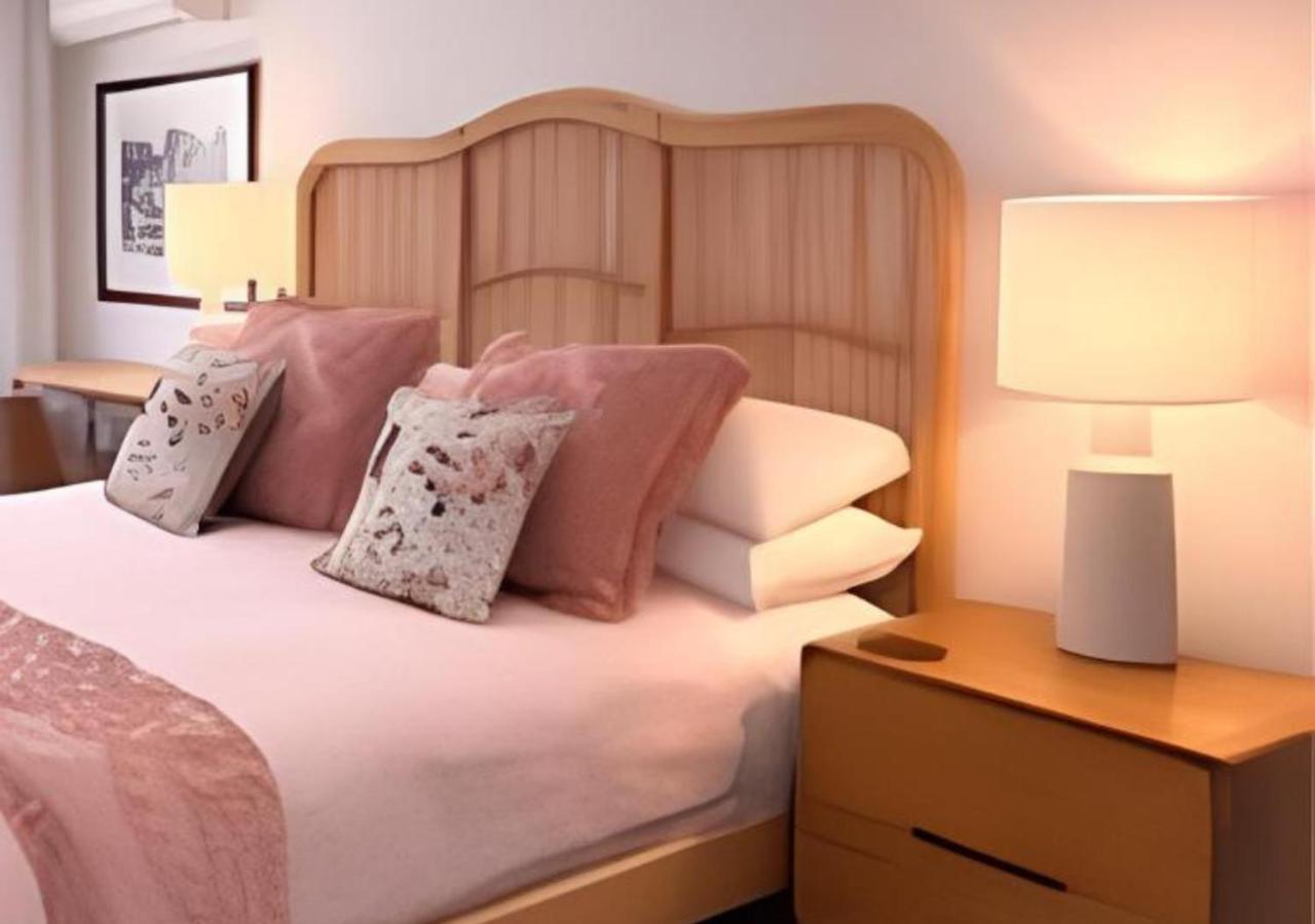 Bed & Breakfast Between The And The Sea W/ King Size Bed