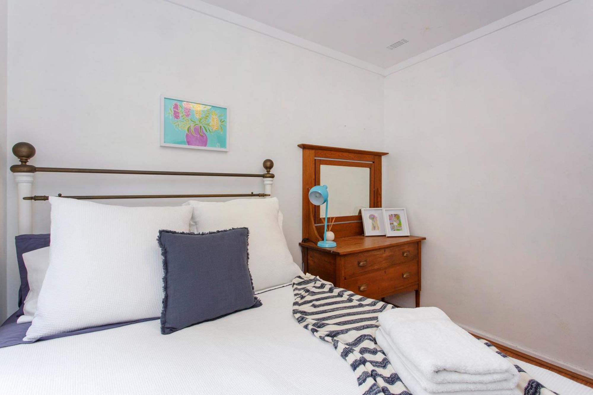 Holiday home Bright & Breezy Beachside Unit In Scarborough *