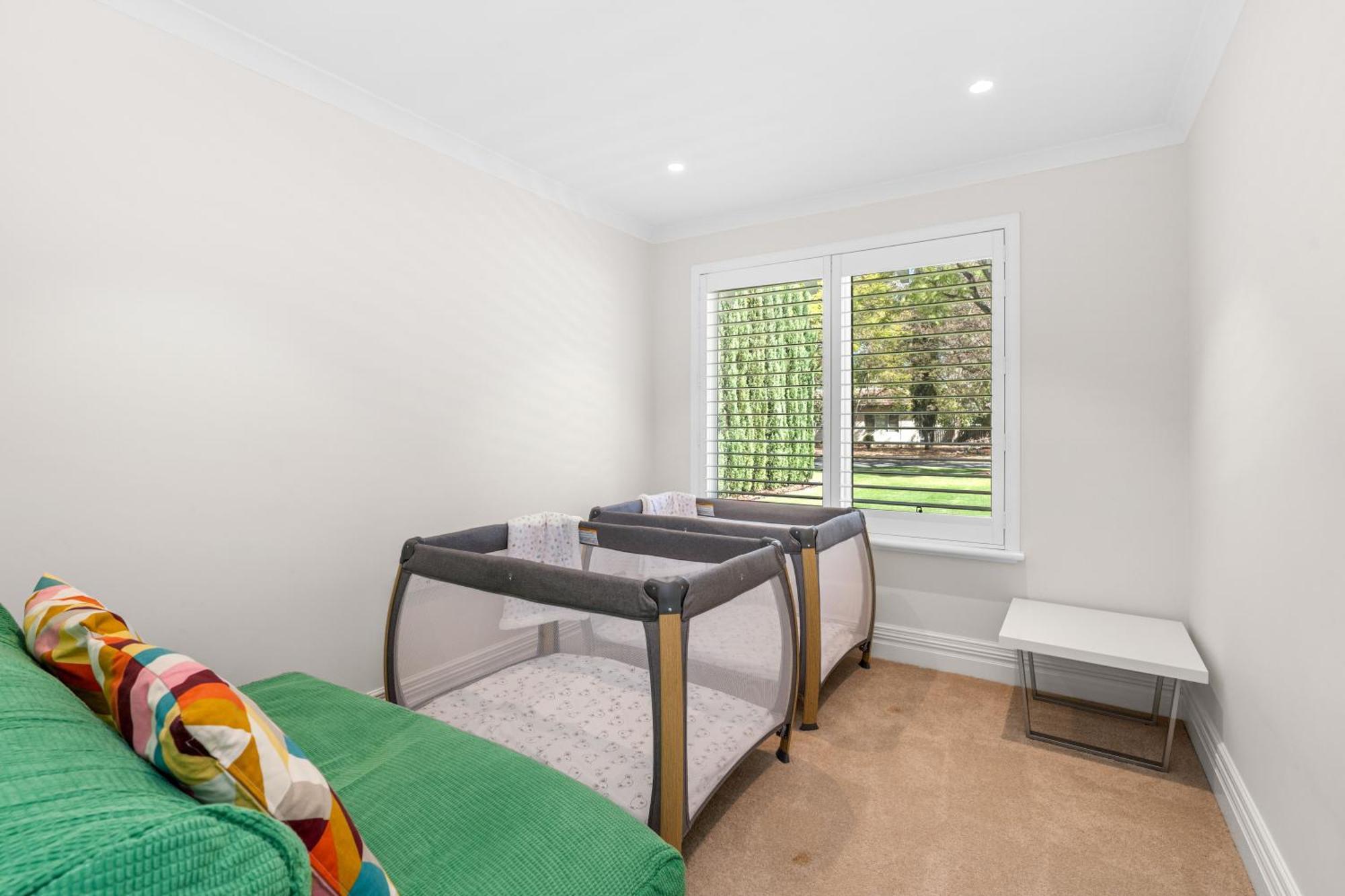 Exquisite Oasis Family Retreat Perth