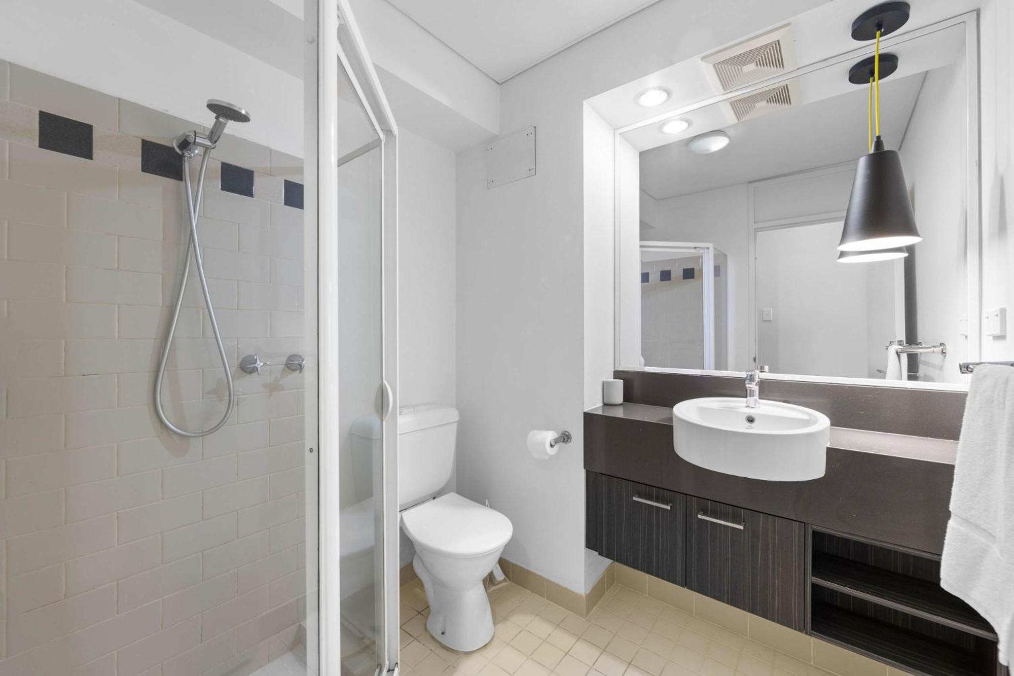 East Sanctuary Apartment