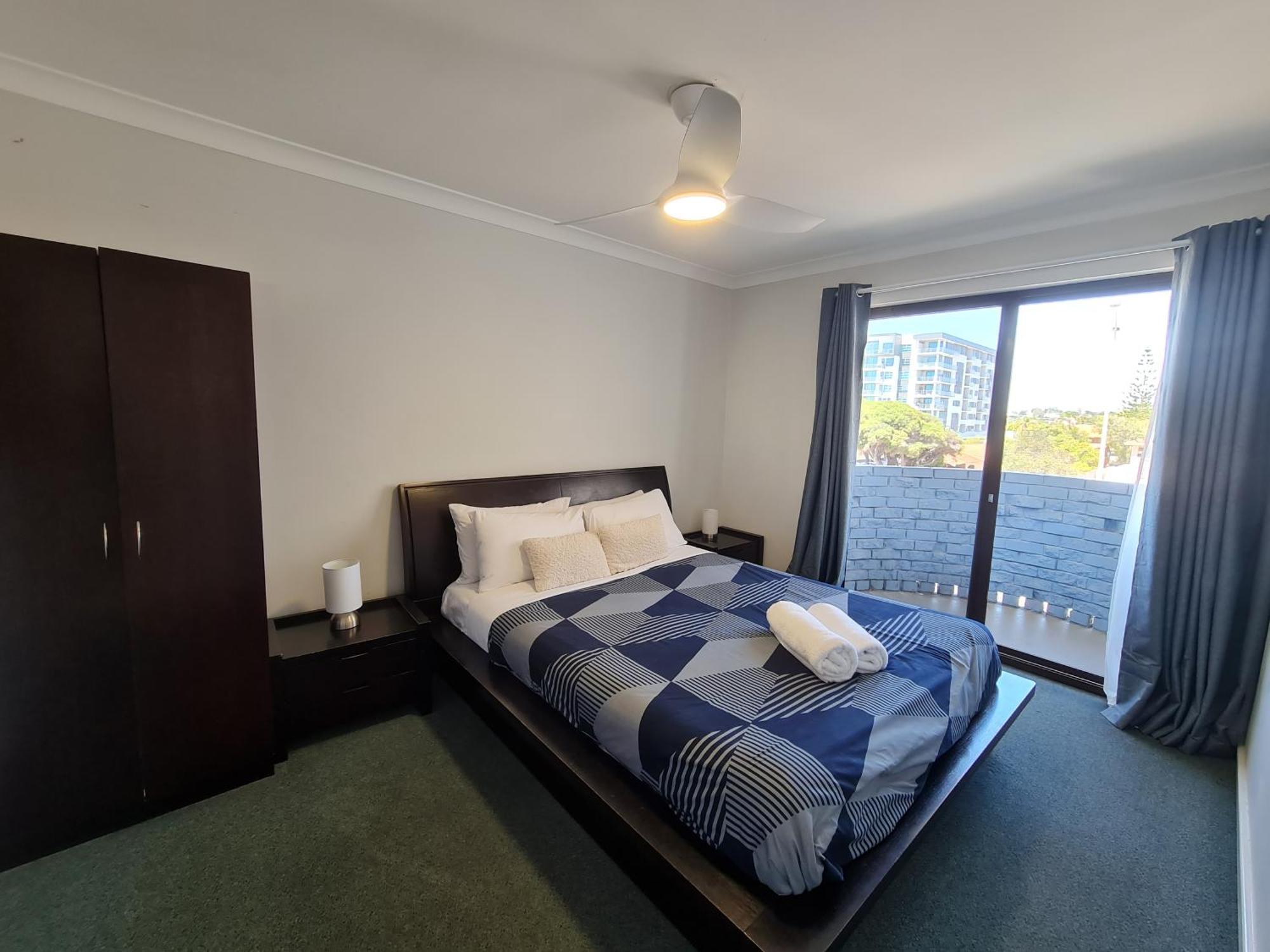 Apartment Coastal Living Iconic Scarborough