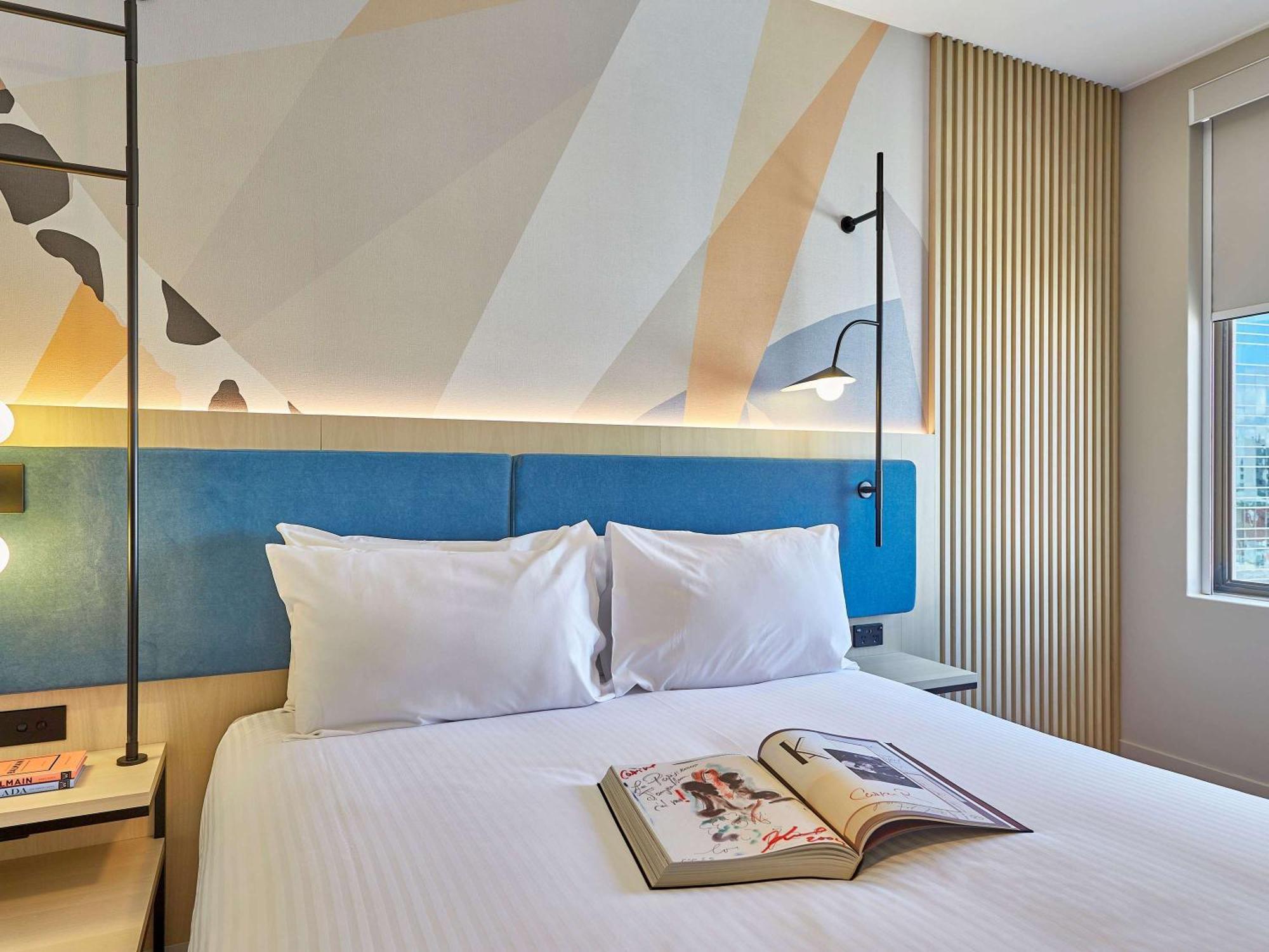 Ibis Perth