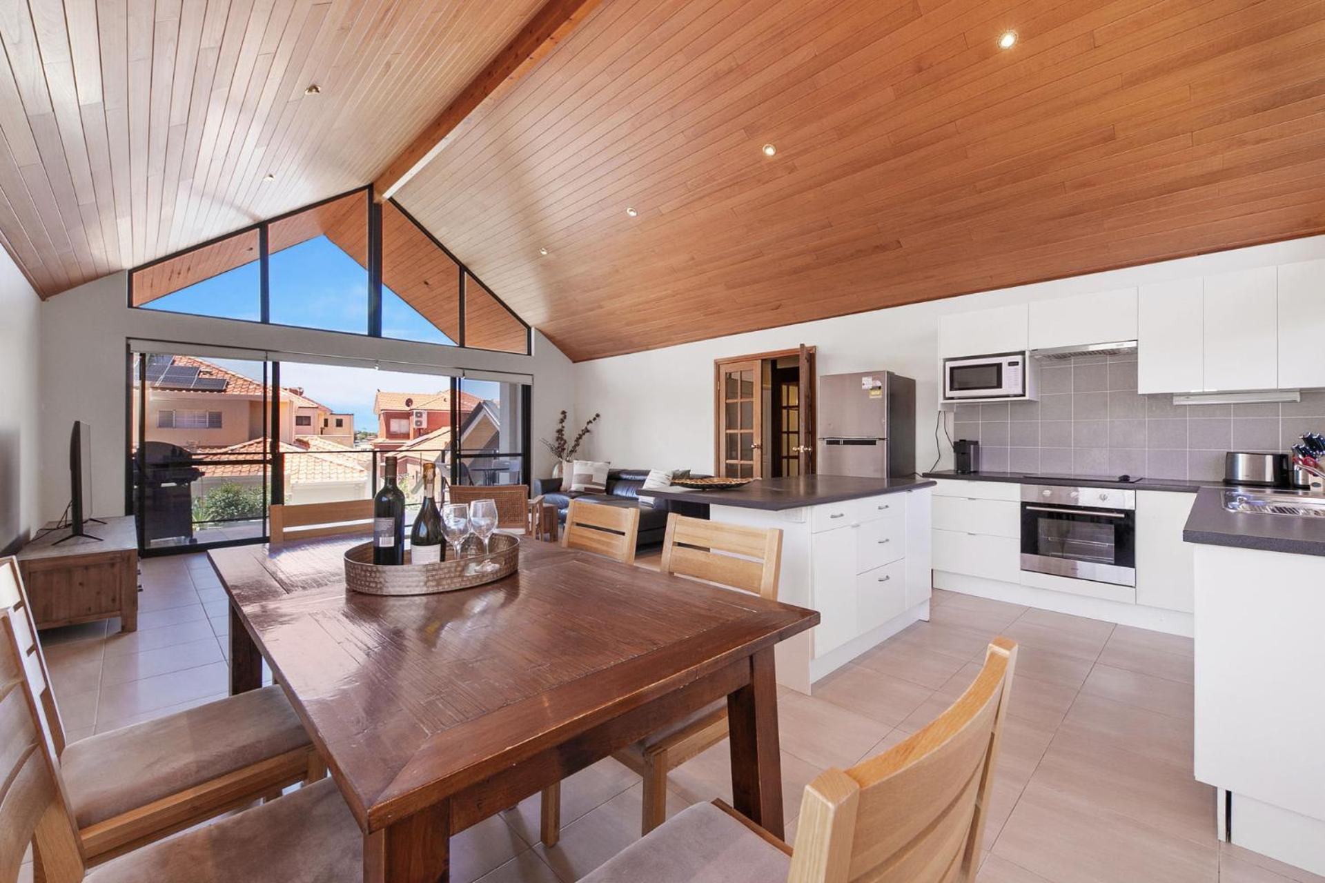 Swan River Apartment *