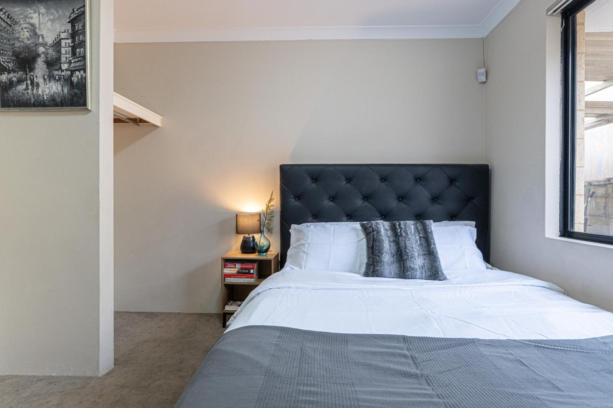 Airport 5Br Haven - Full Kitchen & Tranquil Perth