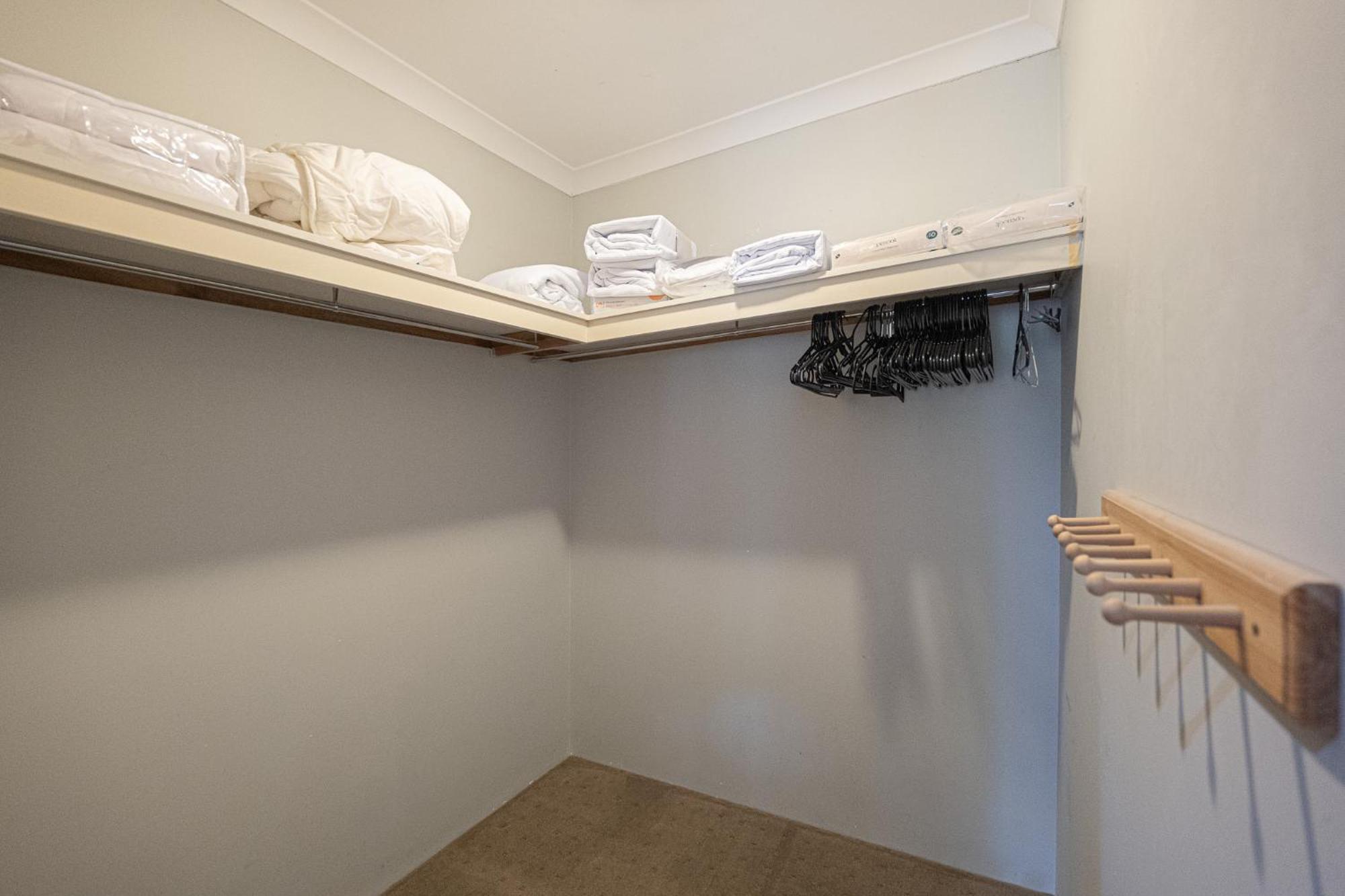 Airport 5Br Haven - Full Kitchen & Tranquil * Perth