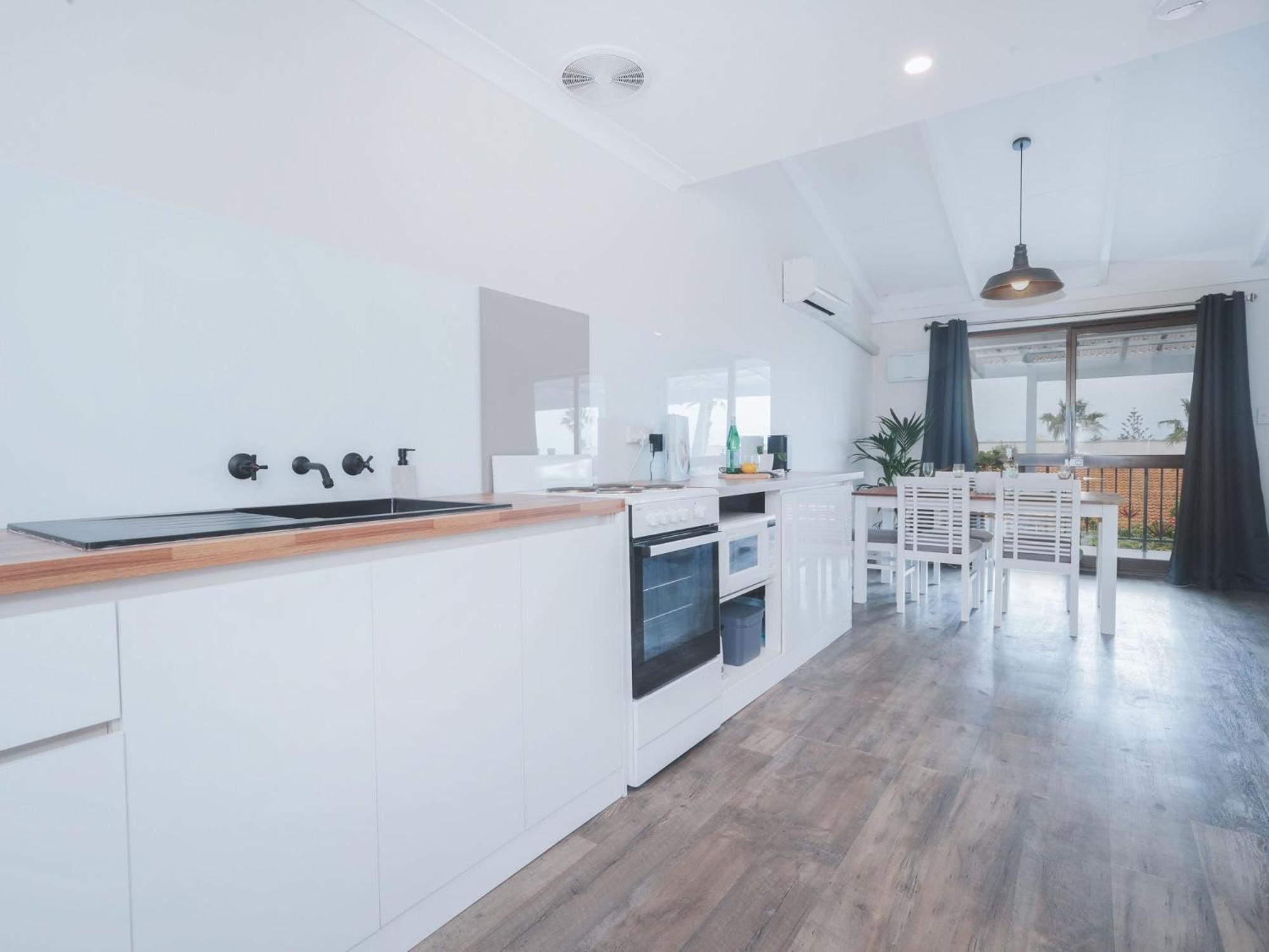 Coastal Ocean View & Salty Air W Pool & Slide Perth