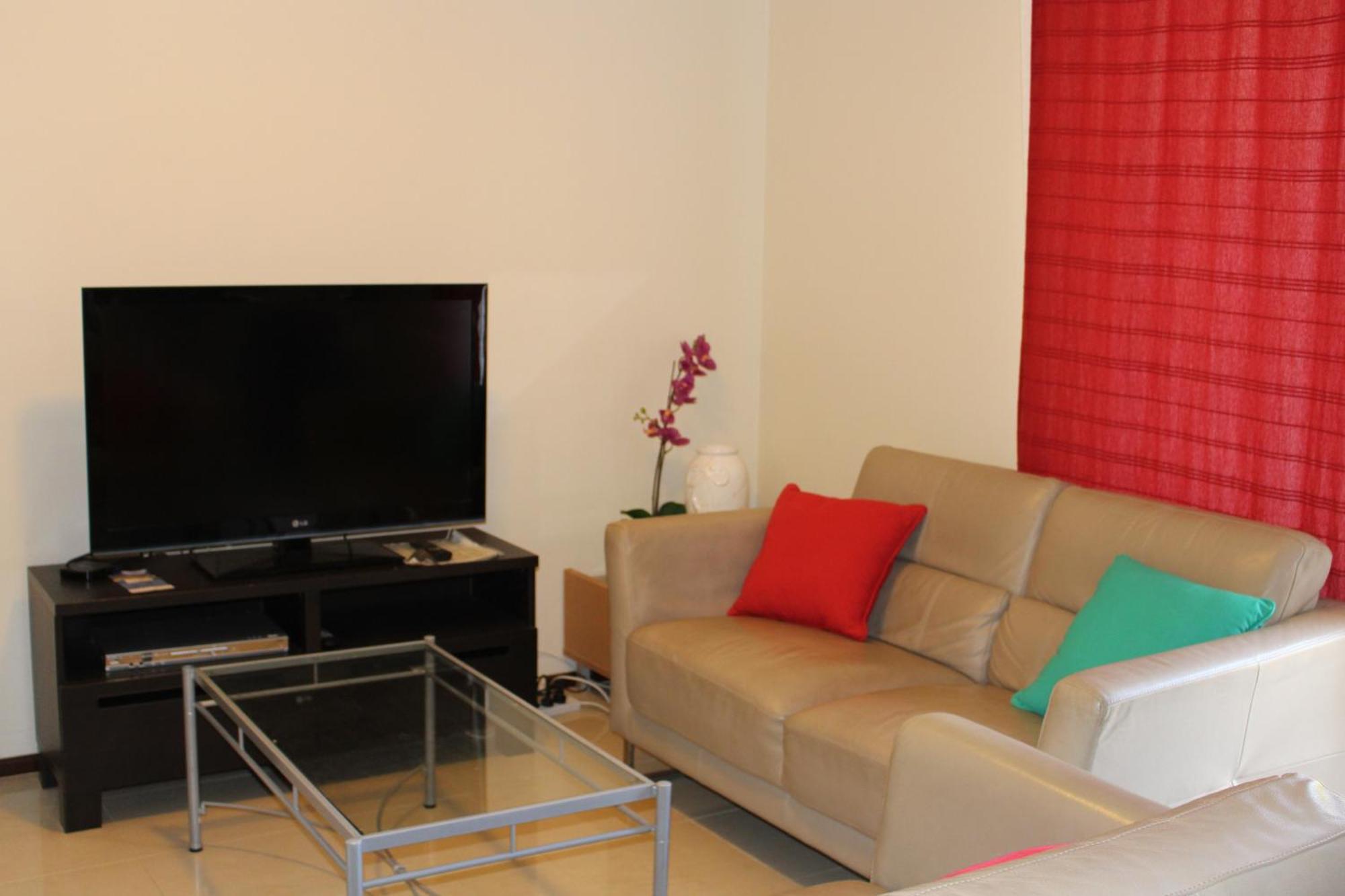 2 Bedroom Deluxe Apartment Perth
