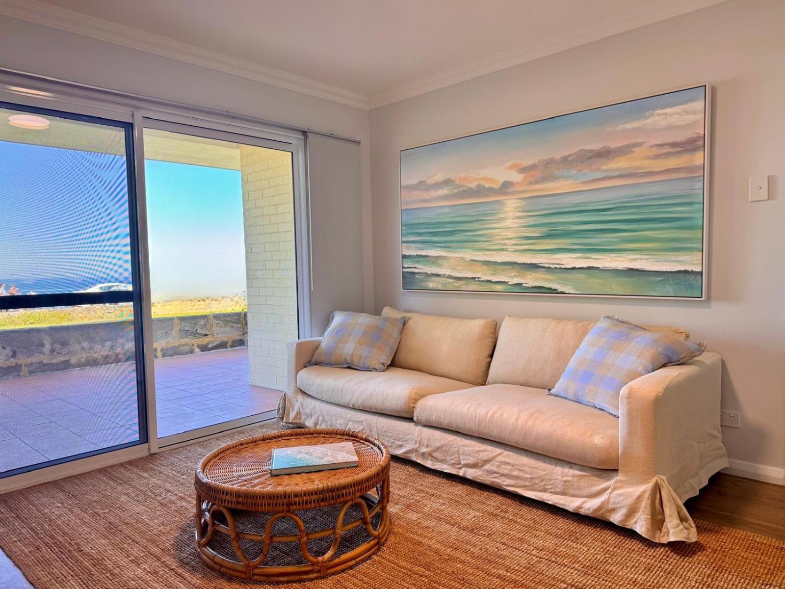 Perfect Oceanfront Cottesloe